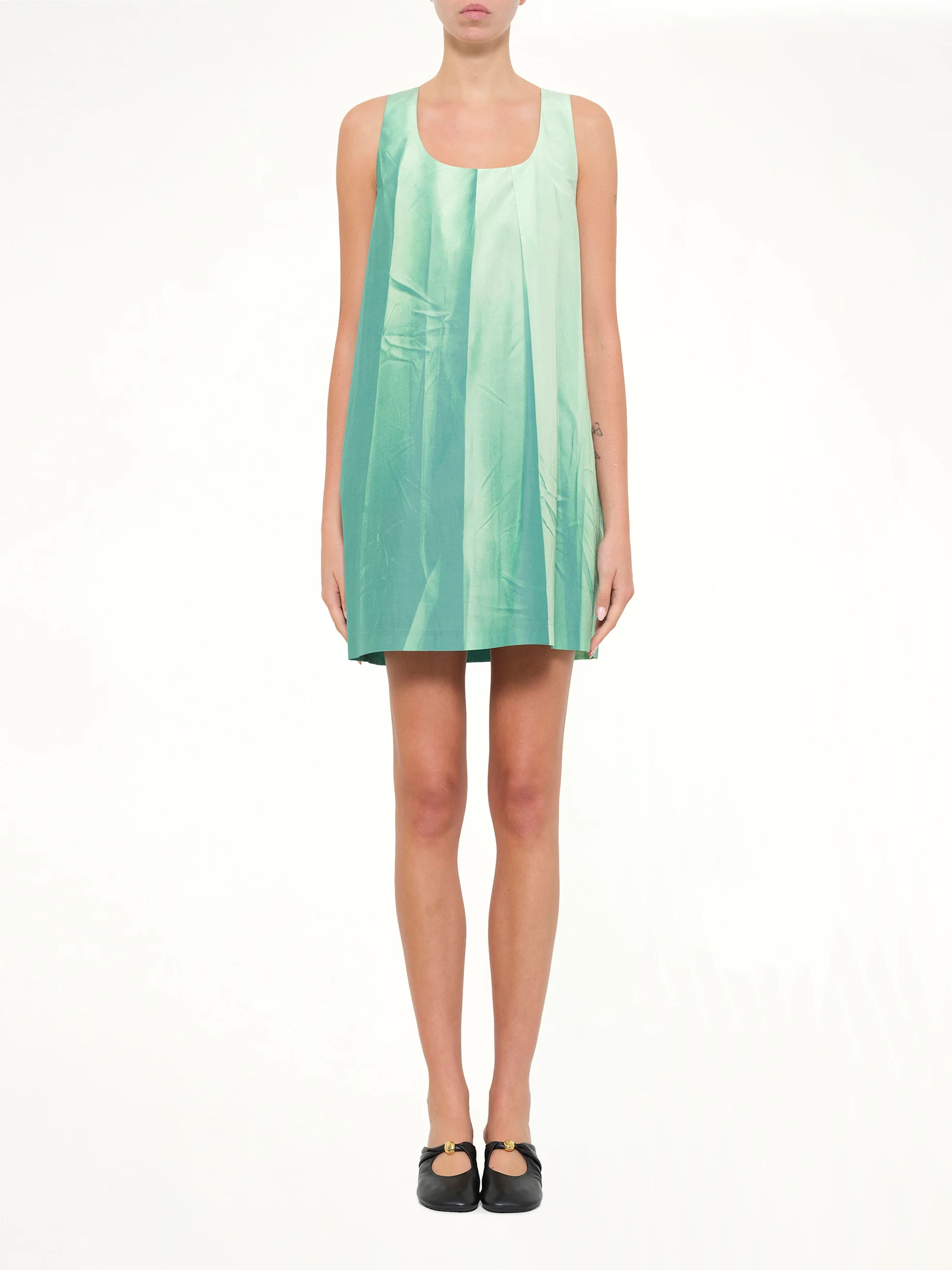 Runway Dress in Green - Image 7