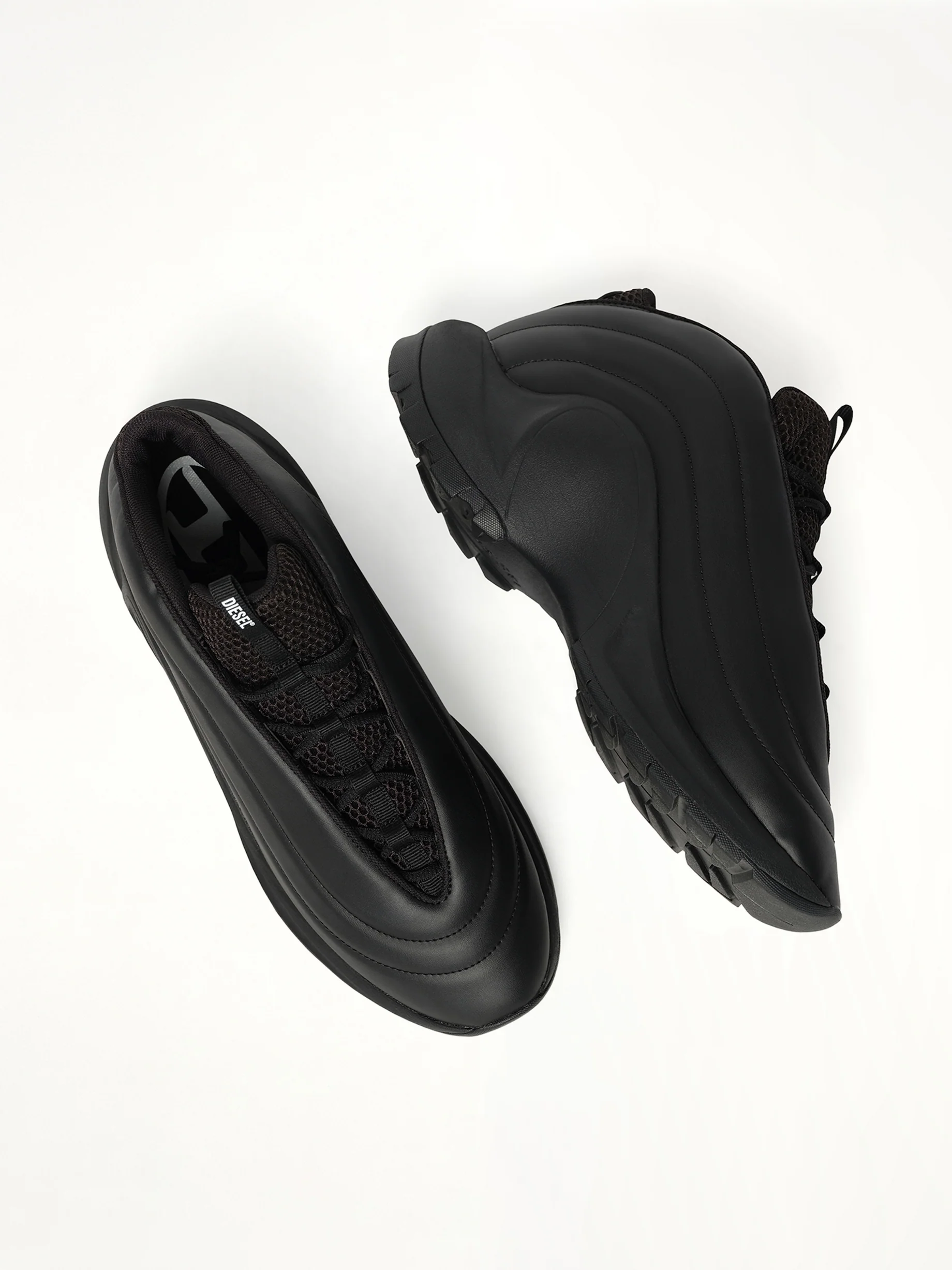 S-D-RUNNER X Sneaker in Black - Image 4