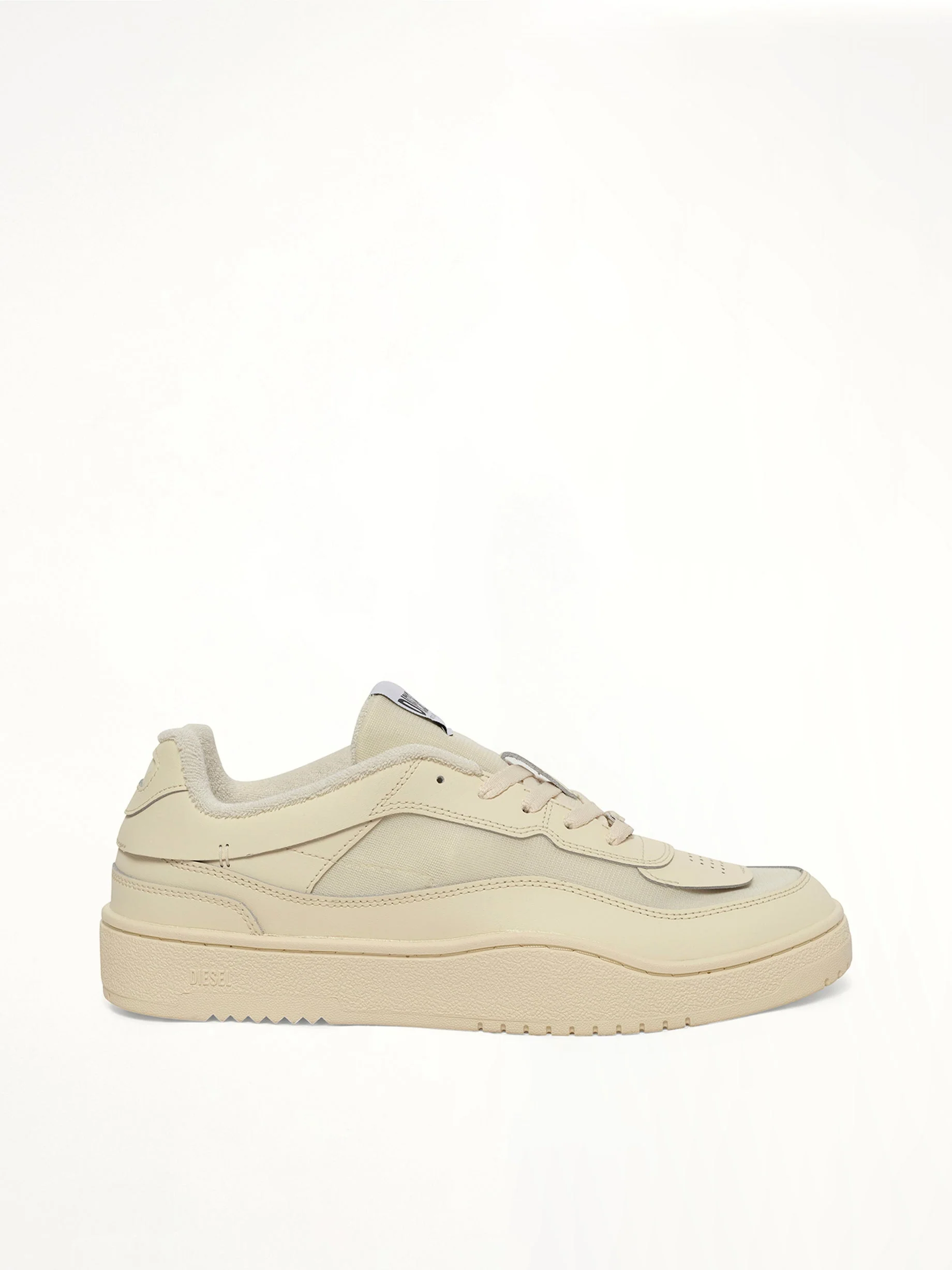 S-OVAL Skate Low Sneaker in White