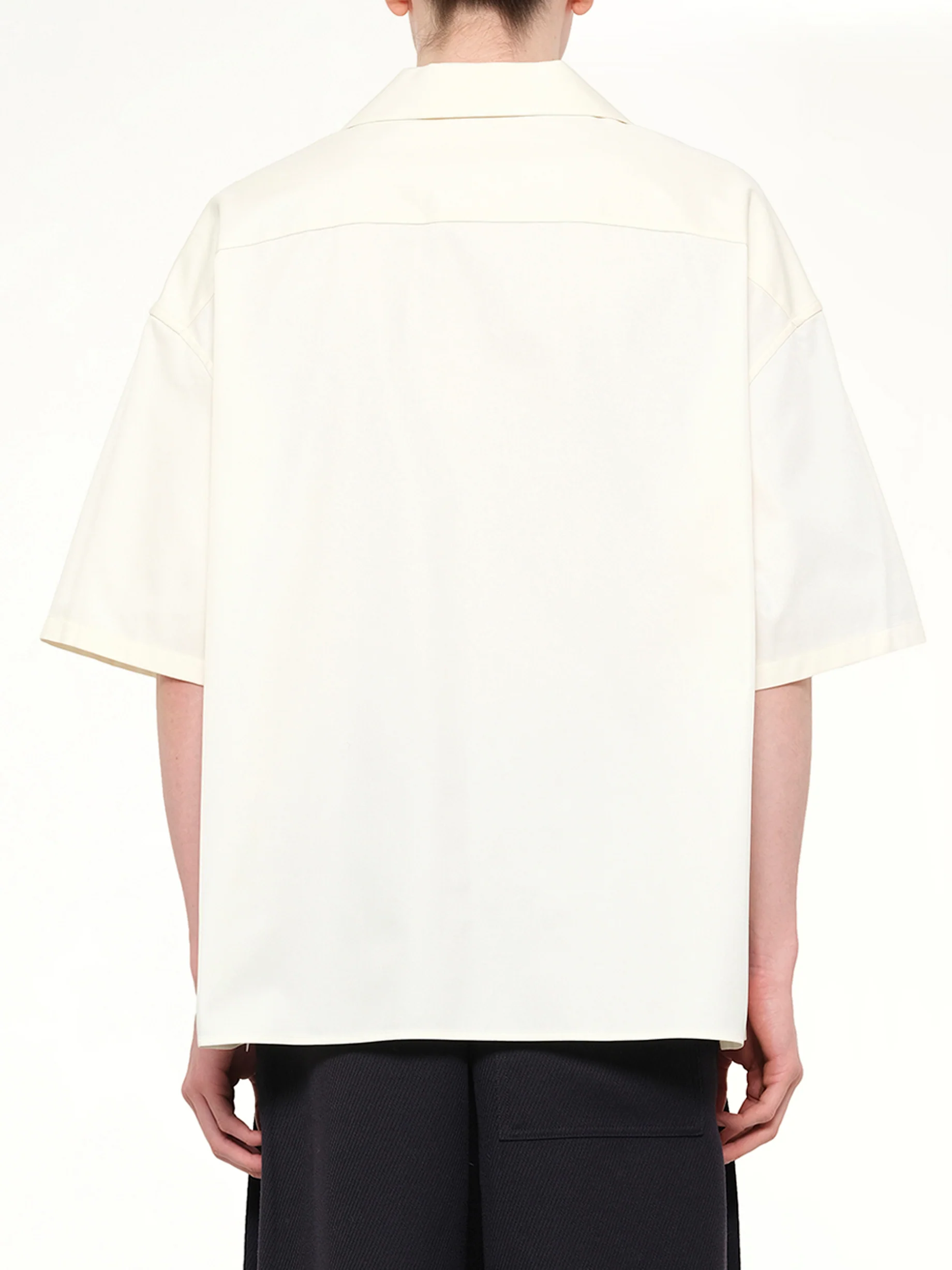 Short Sleeve Shirt in White - Image 5