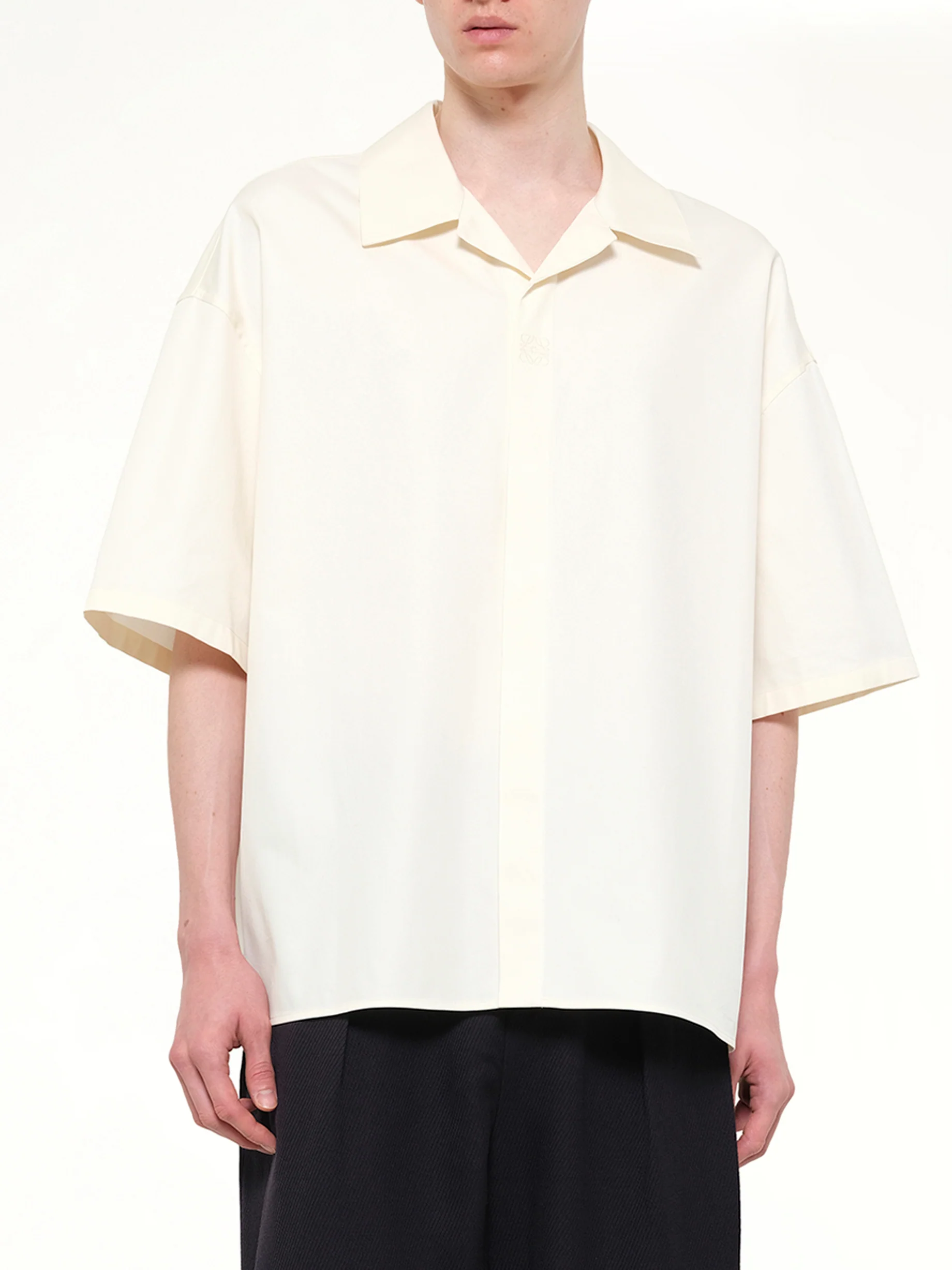 Short Sleeve Shirt in White - Image 6