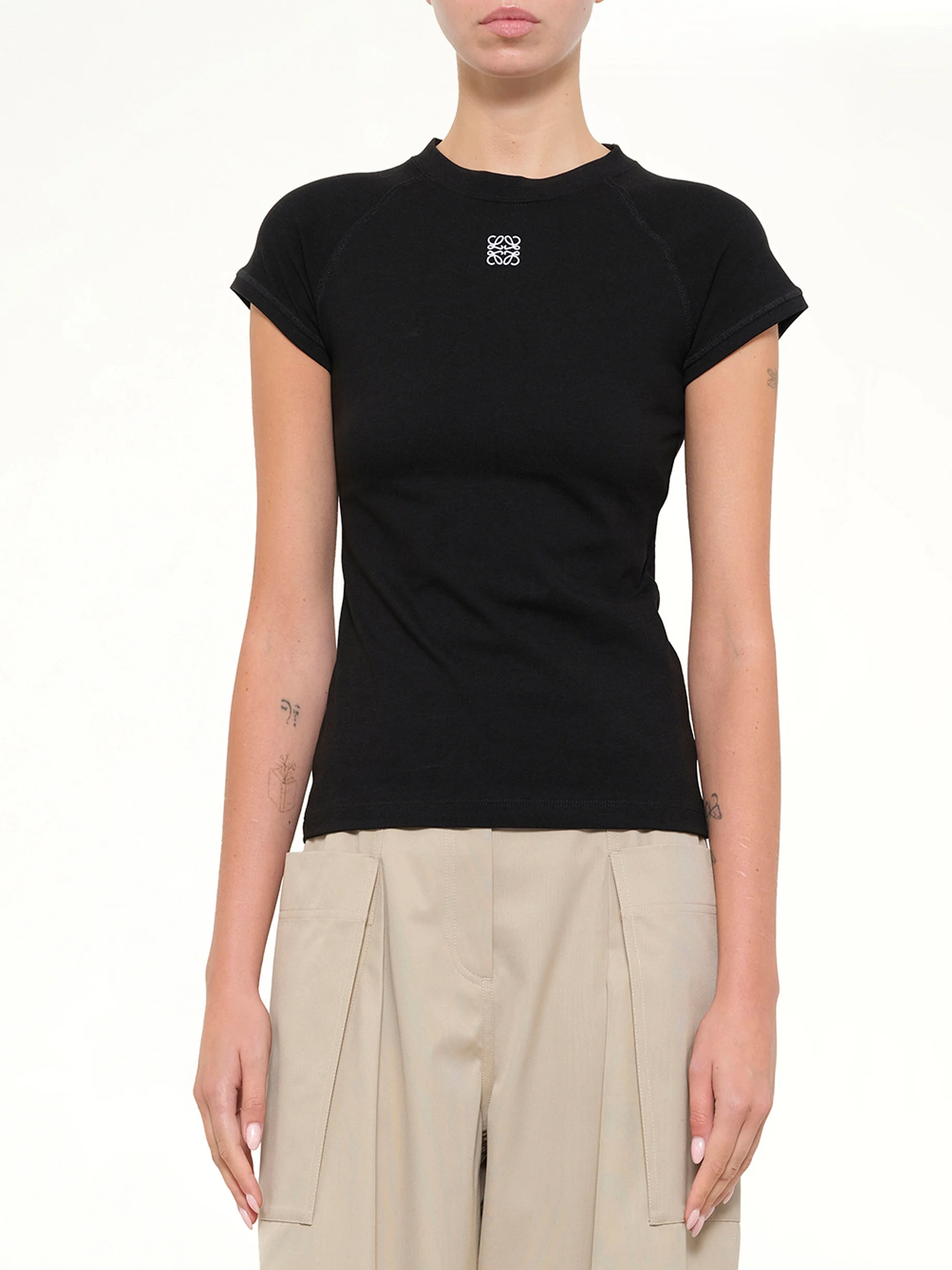 Small Fit T-Shirt in Black - Image 6