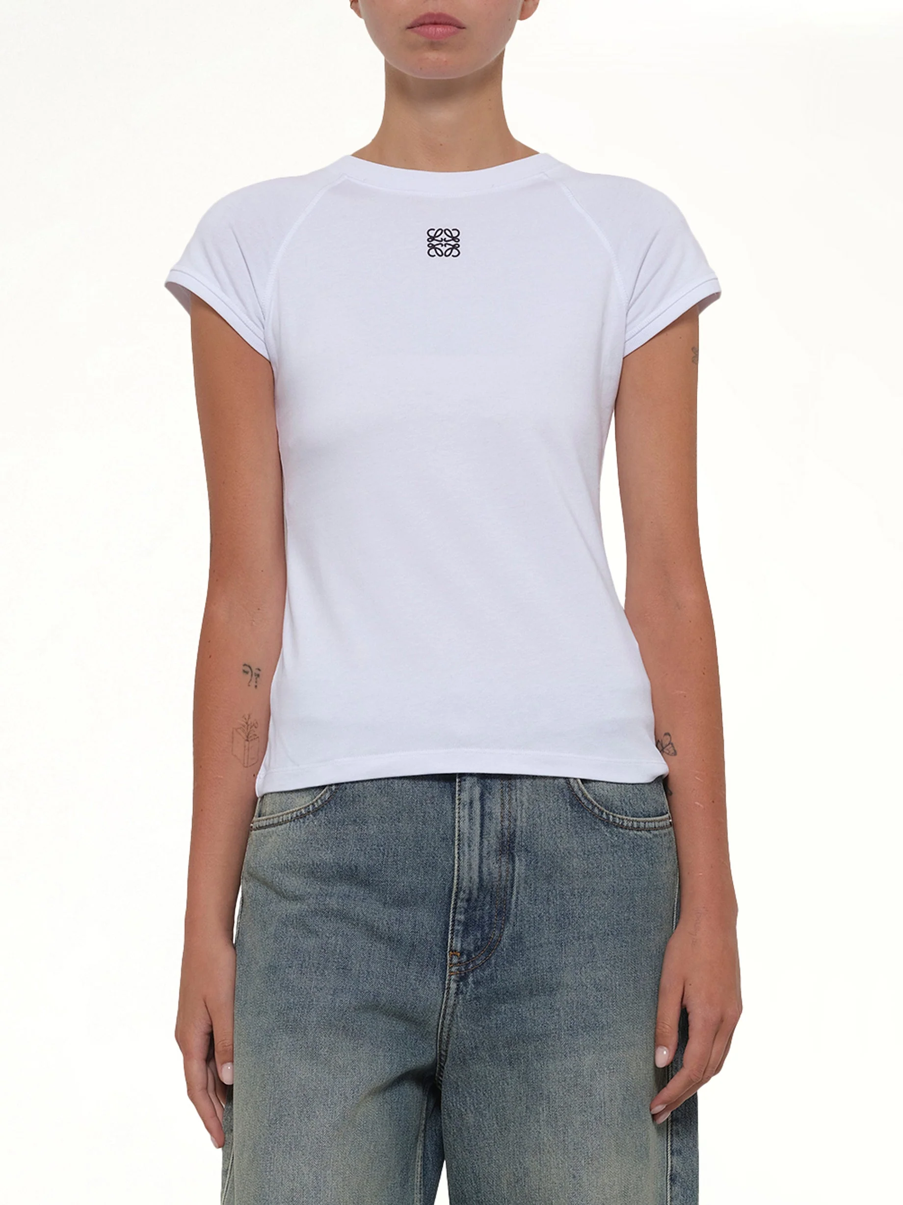 Small Fit T-Shirt in White - Image 6