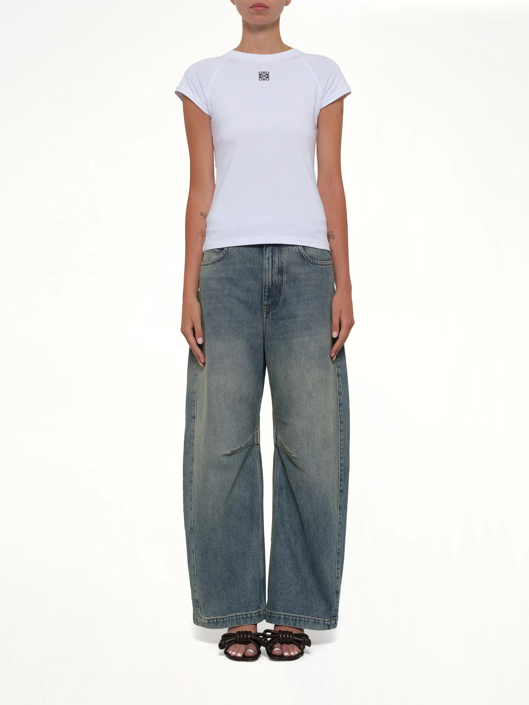Small Fit T-Shirt in White - Image 7