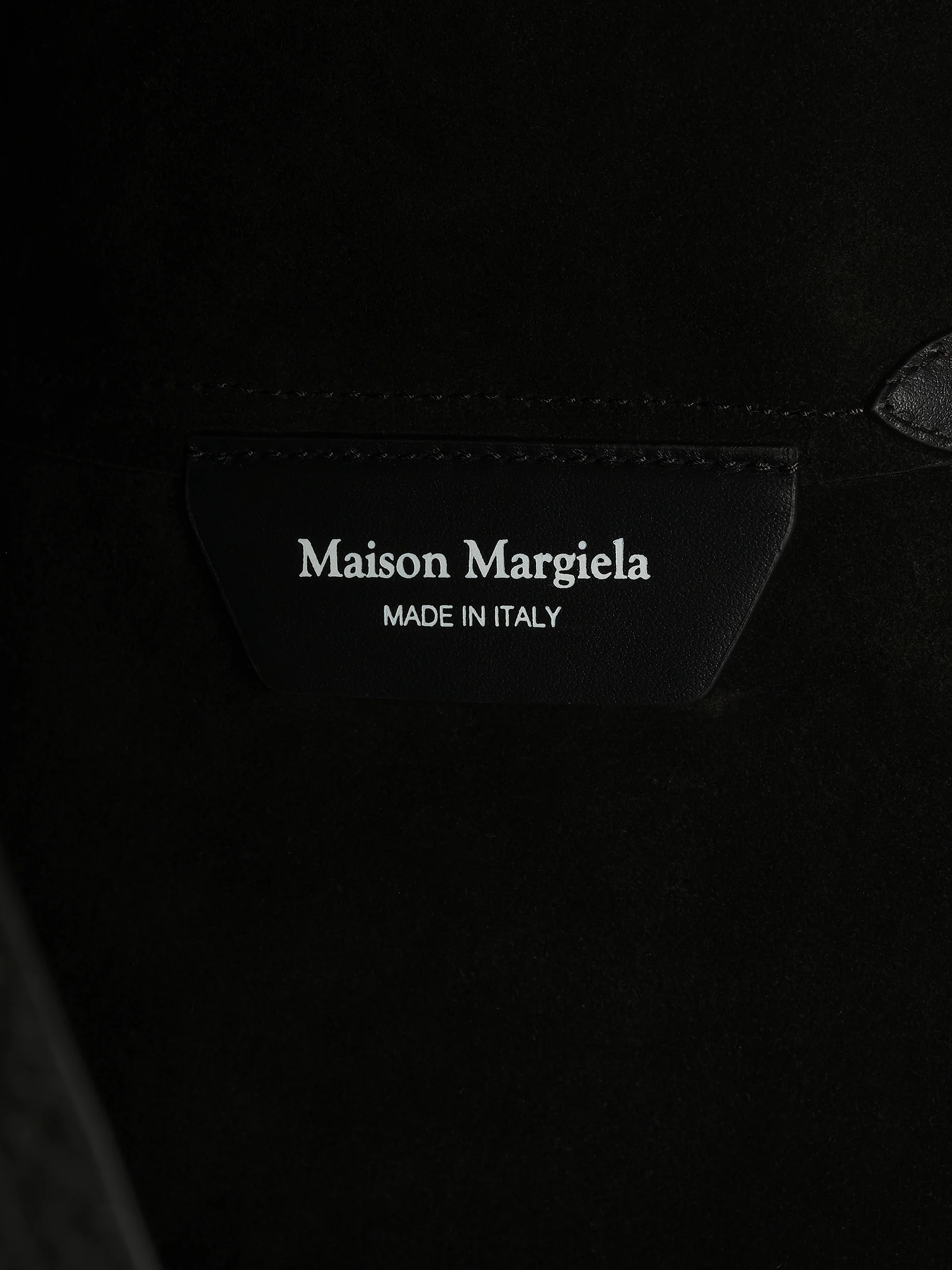 Shopping Vertical Bag in Black - Image 6