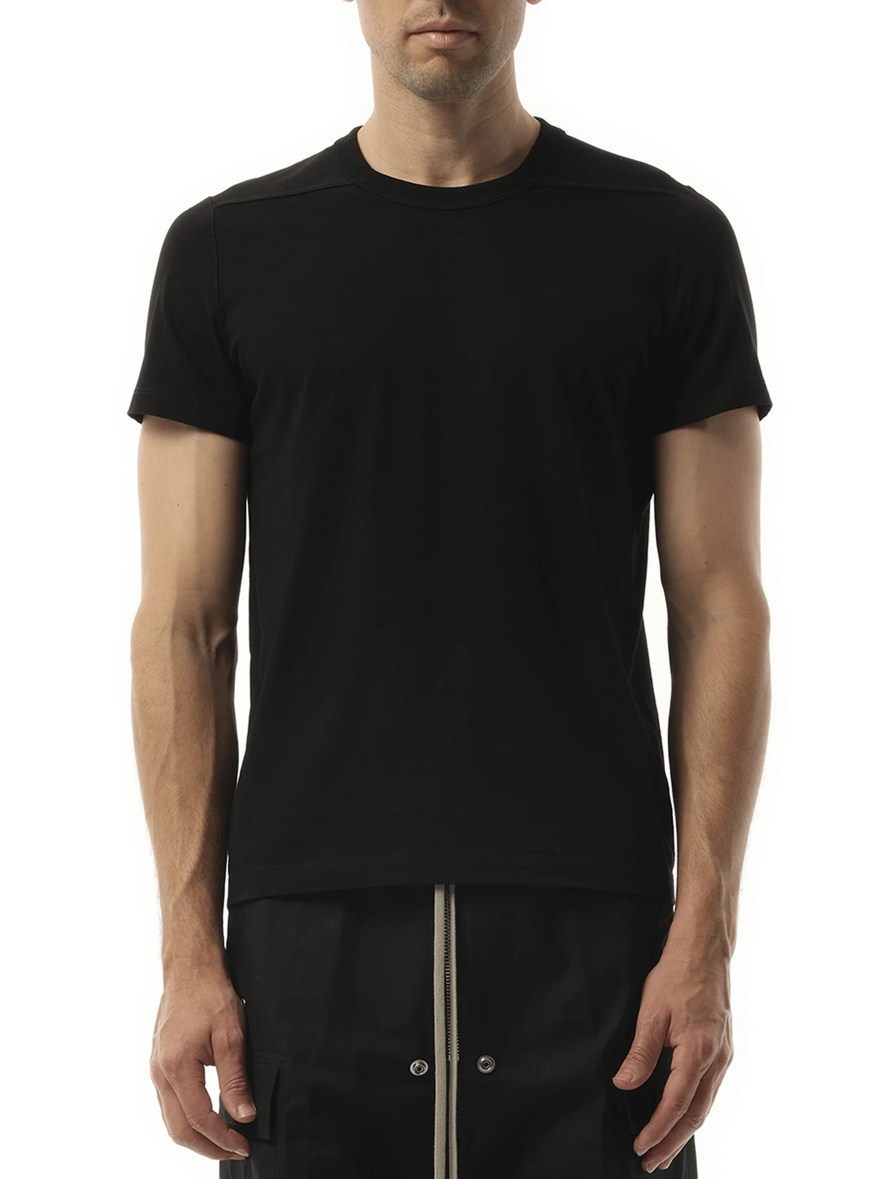 Short Level T-Shirt in Black
