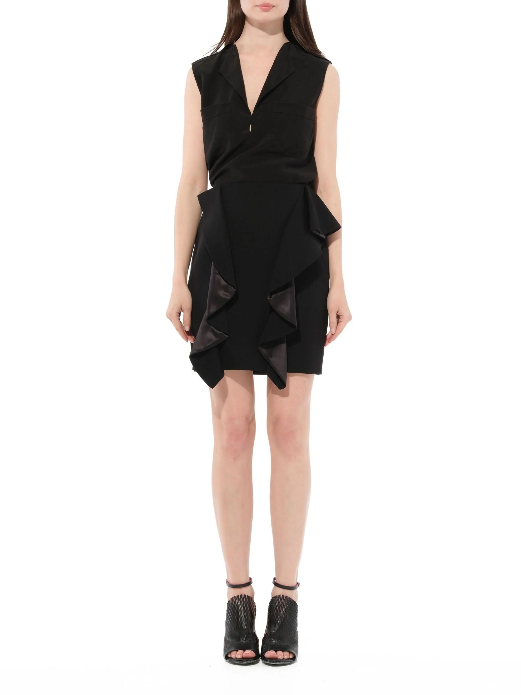 Short Skirt in Black - Image 4