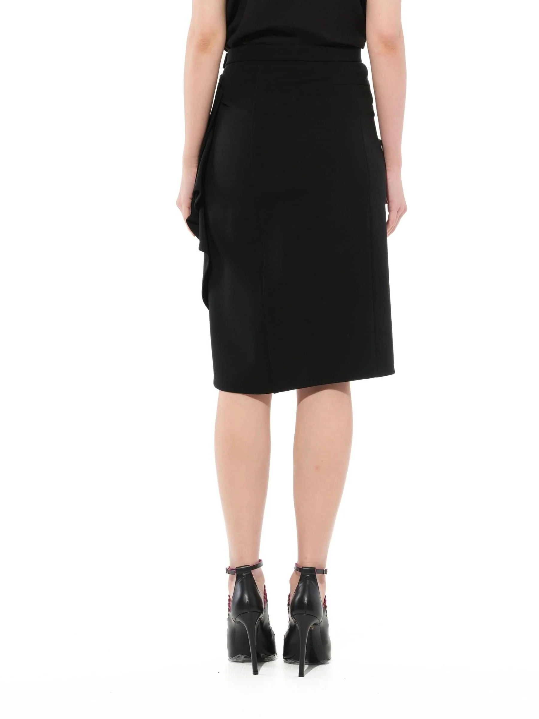 Short Skirt in Black - Image 6