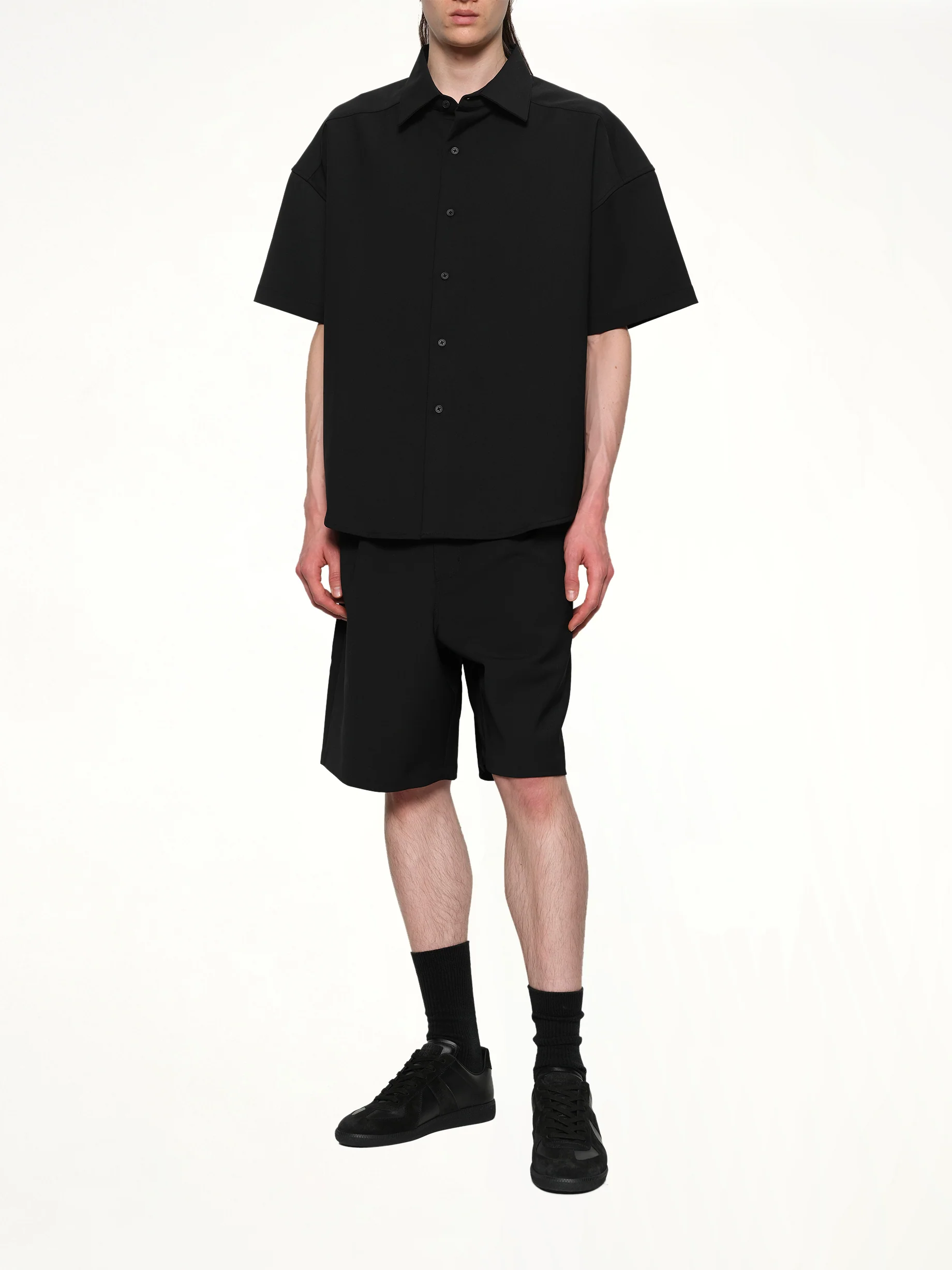 Short Sleeve Shirt in Black - Image 4