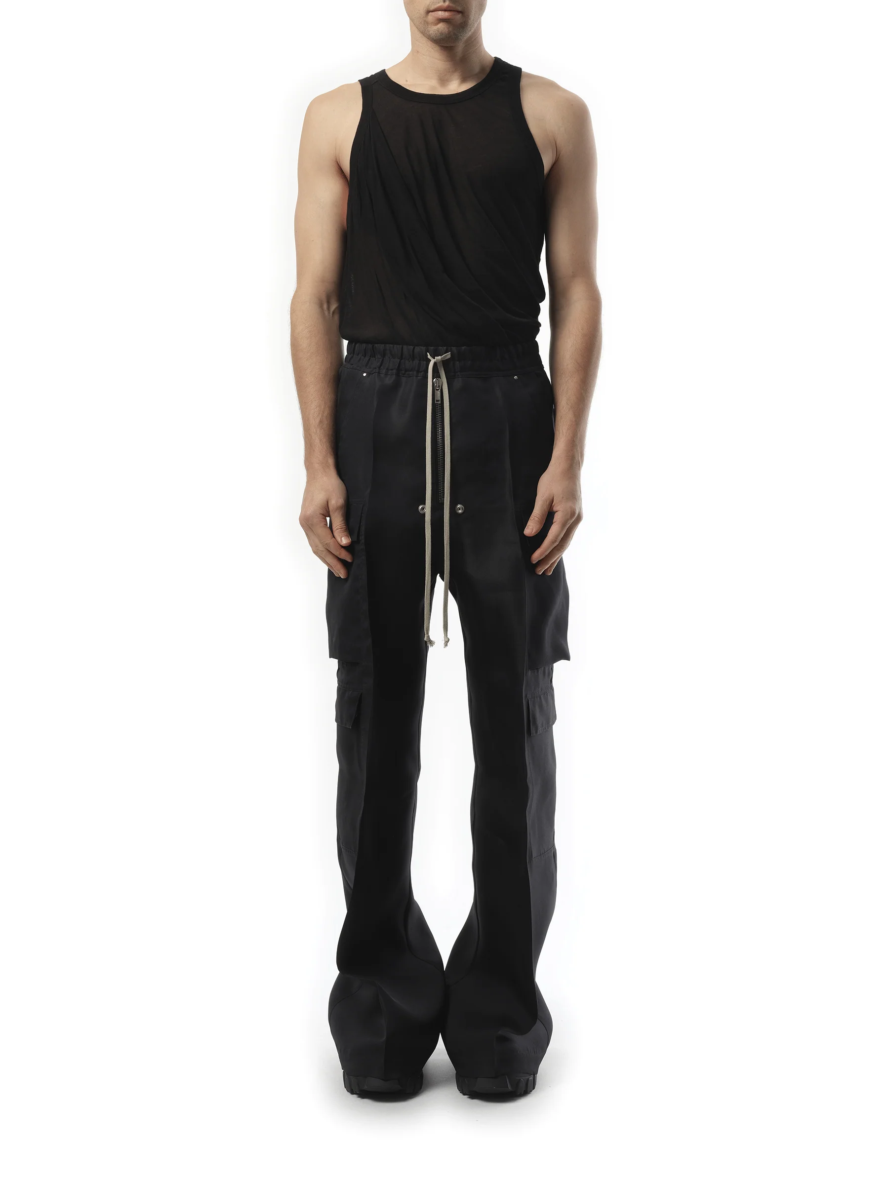Silk Cargobelas in Black - Image 4