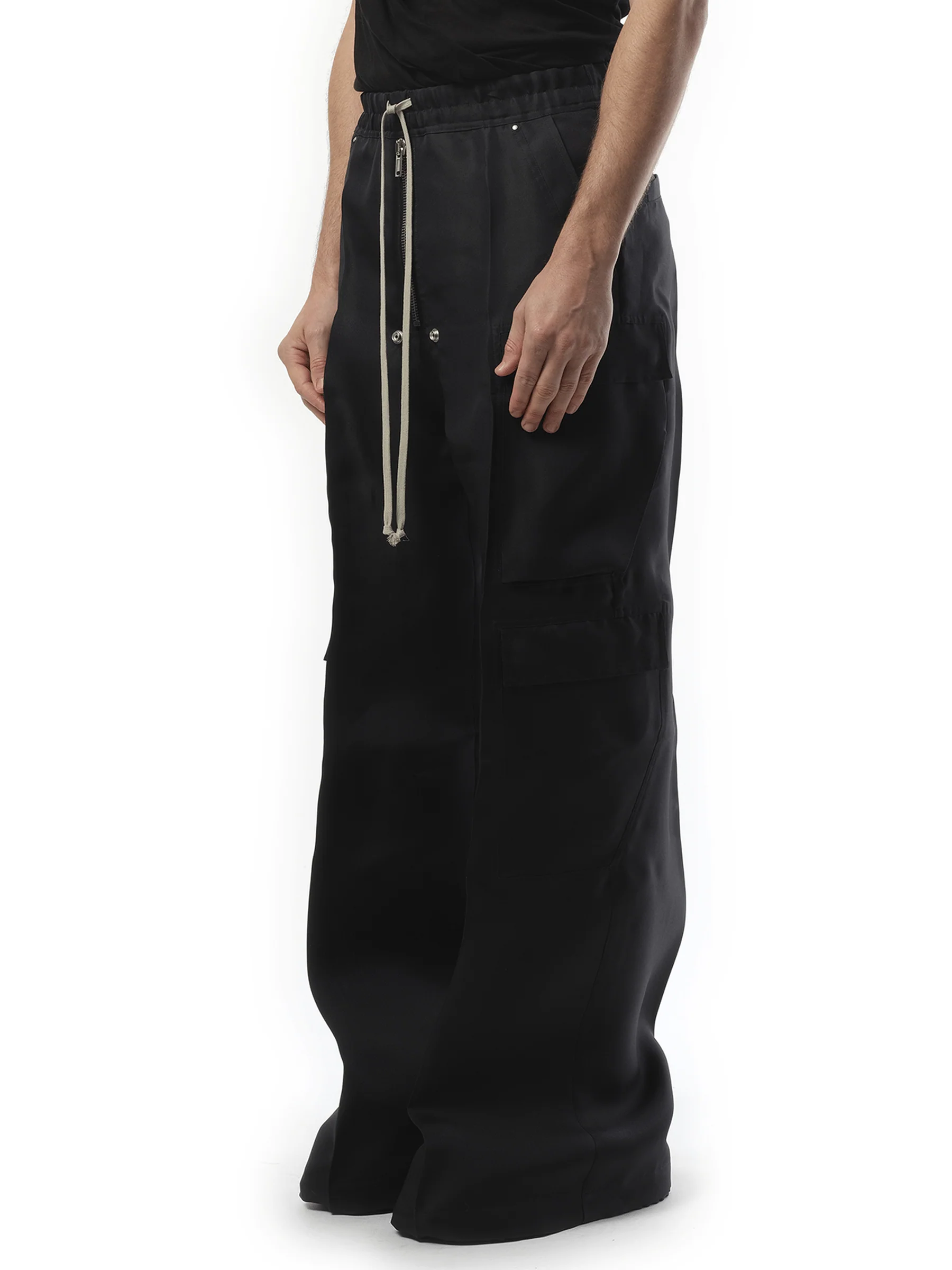 Silk Cargobelas in Black - Image 5