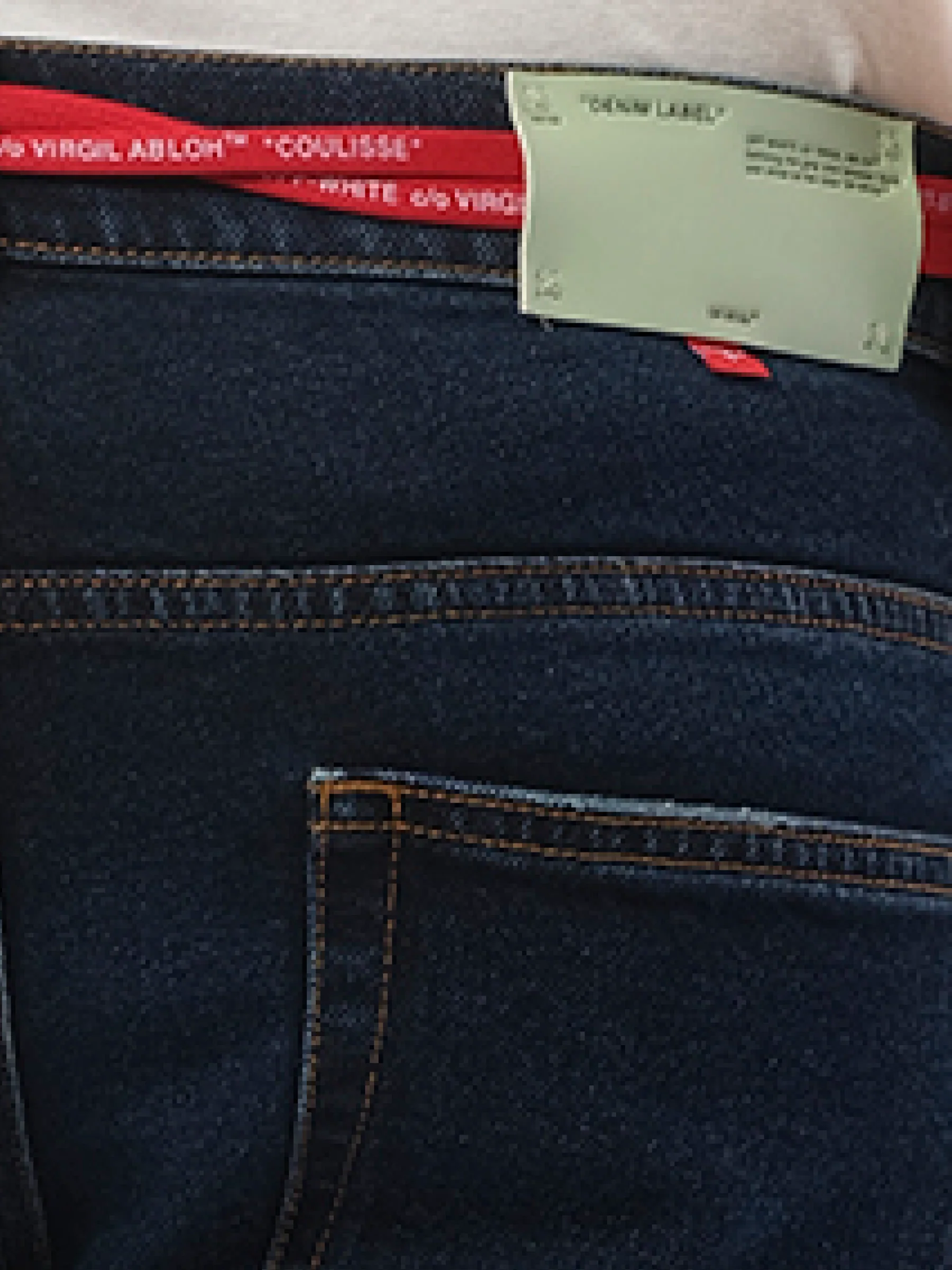 Skinny Jeans in Bleach - Image 3