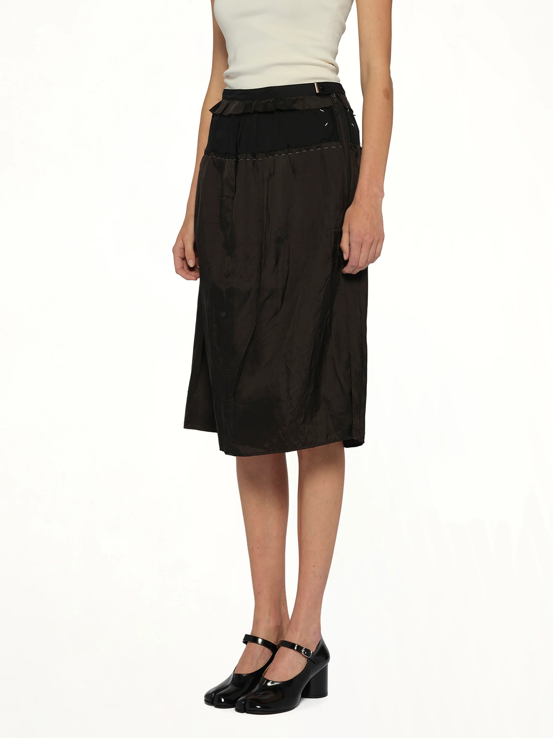 Skirt in Carbon/Black - Image 3