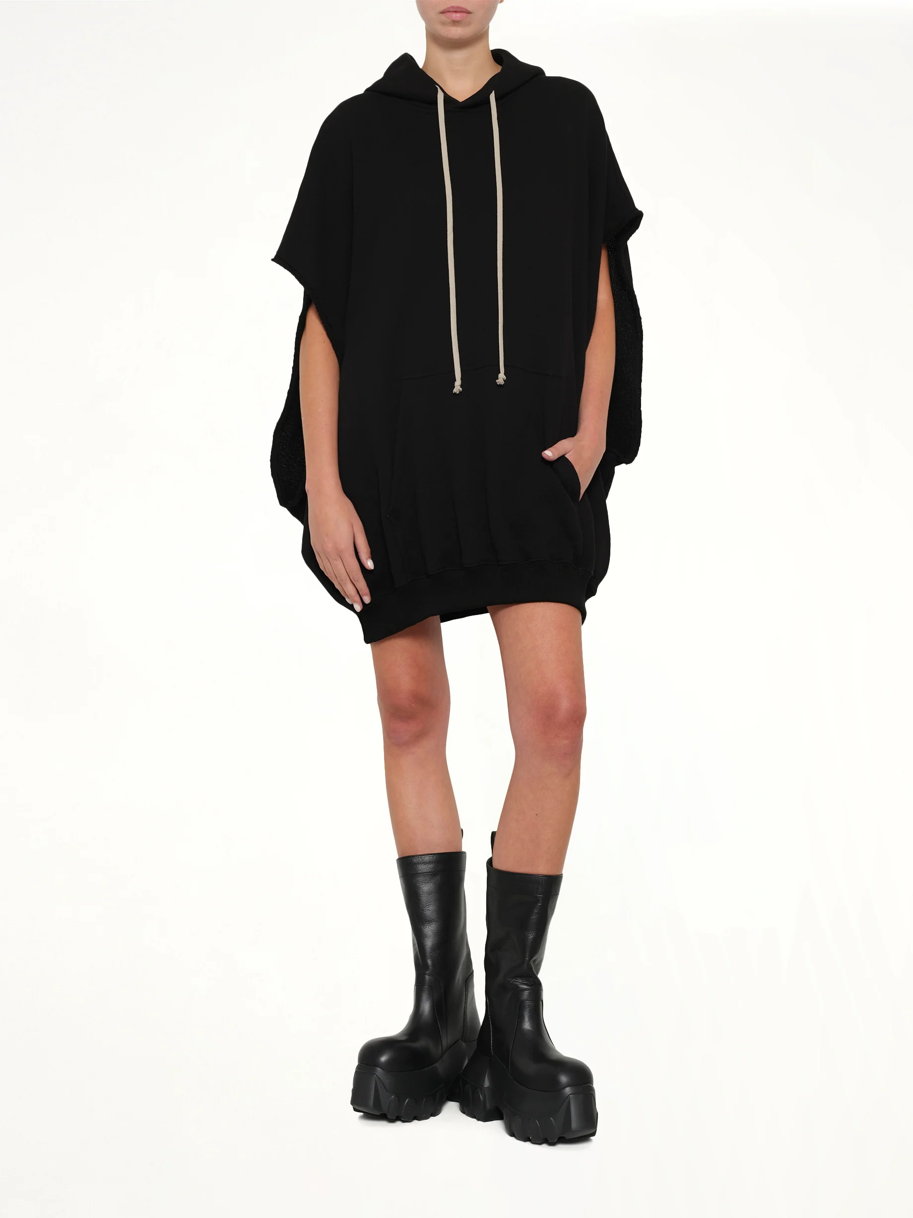 SL Hun Hoodie in Black - Image 4