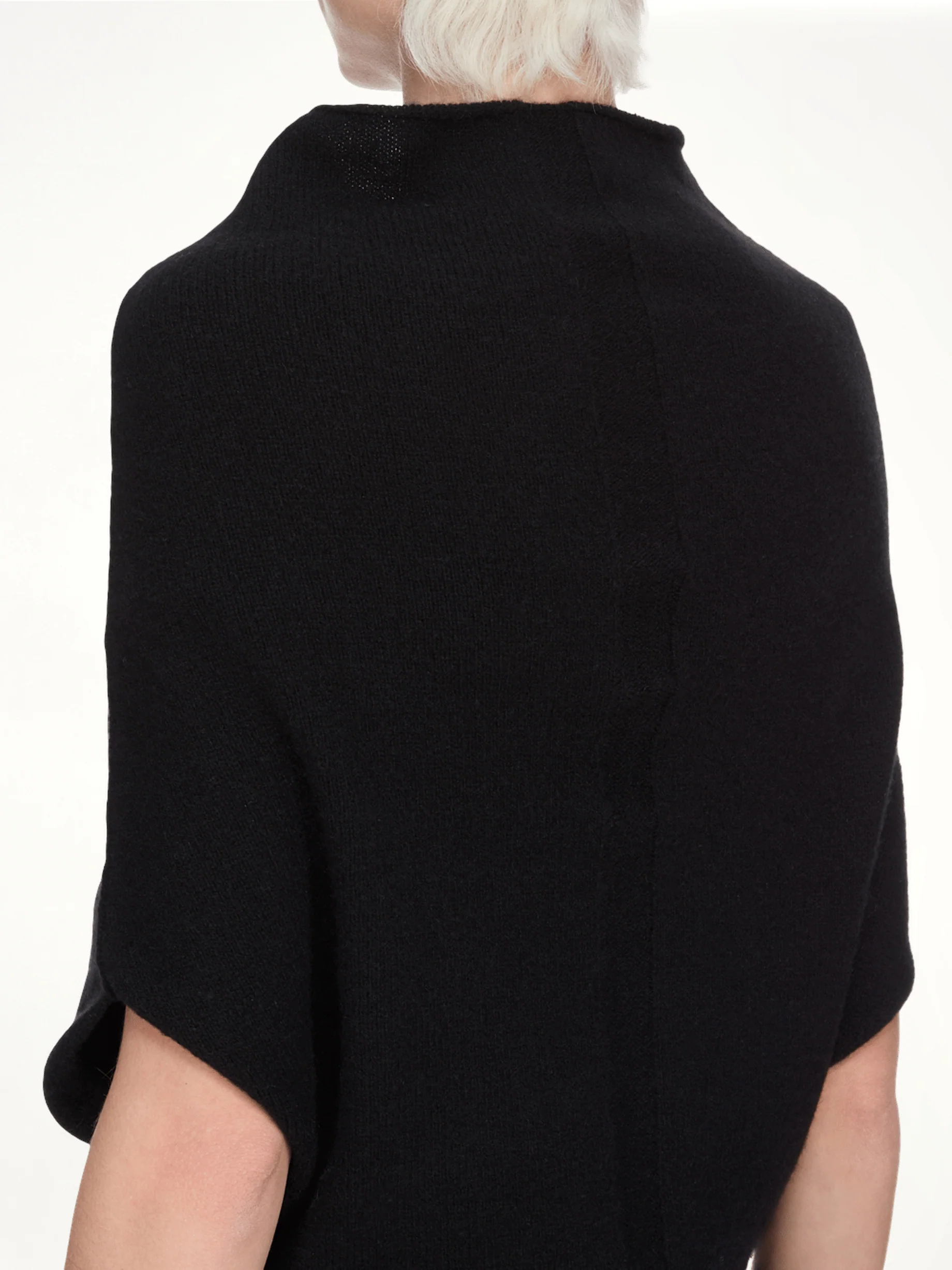 SL Shroud in Black - Image 6