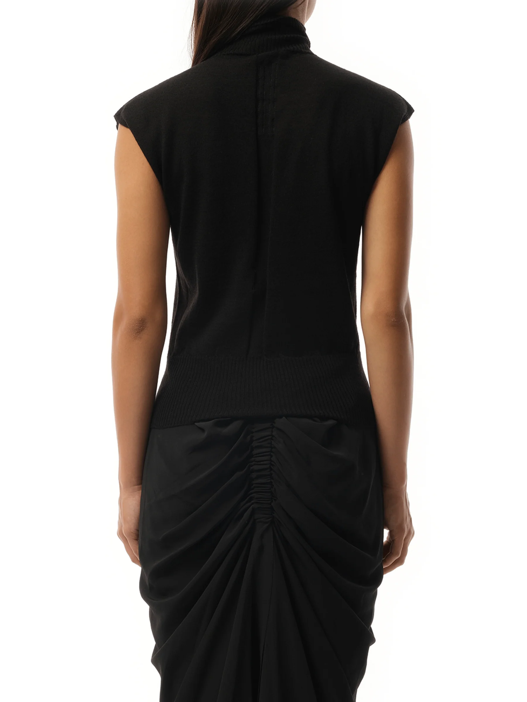 Sleeveless Turtle in Black - Image 6