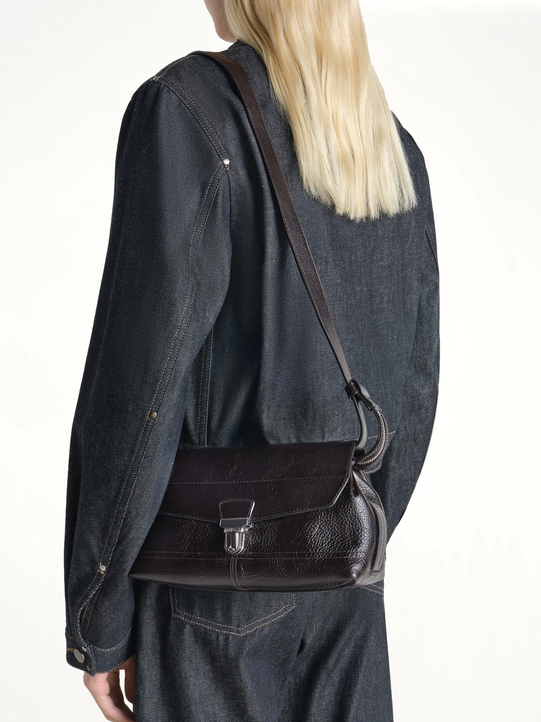 Small Gear Bag in Espresso - Image 4