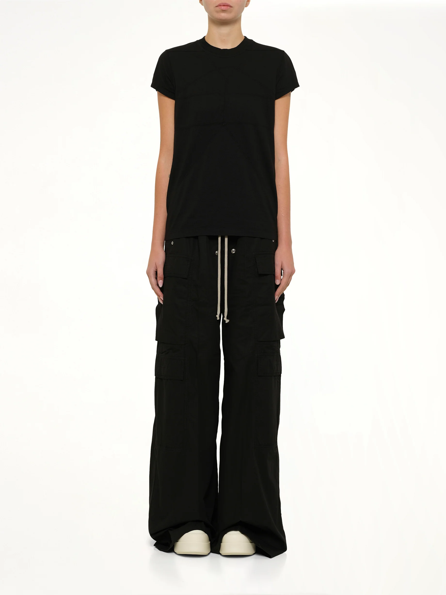 Small Level T in Black - Image 7