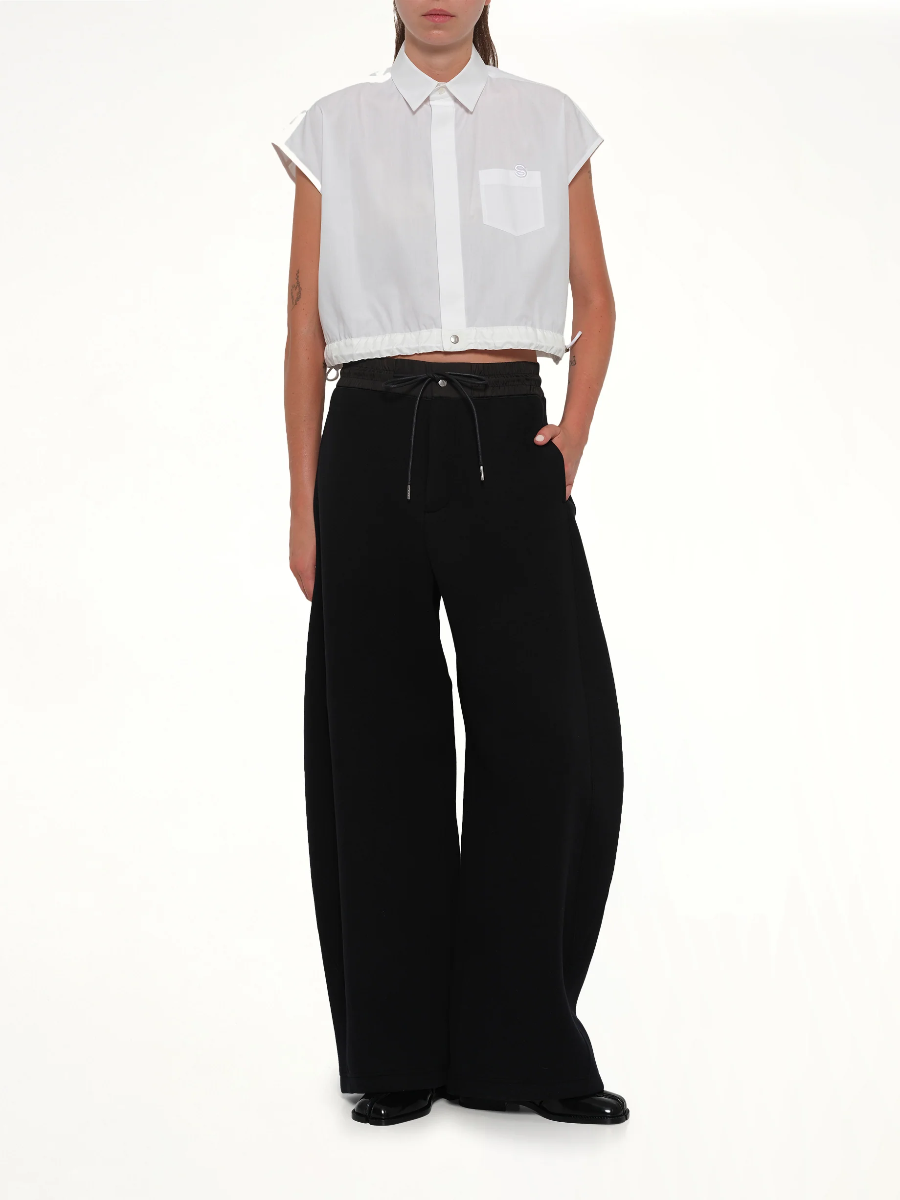 Sponge Barrel Sweatpants in Black - Image 4