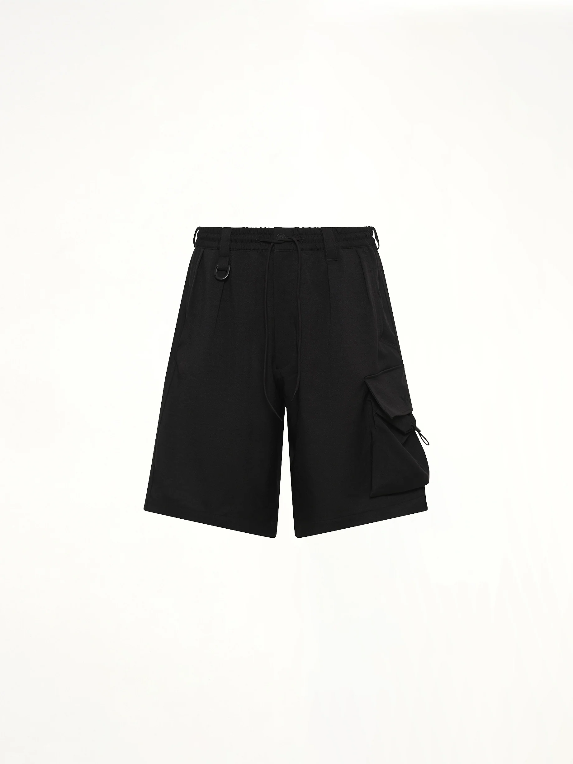 Cargo Shorts in Black - Image 2