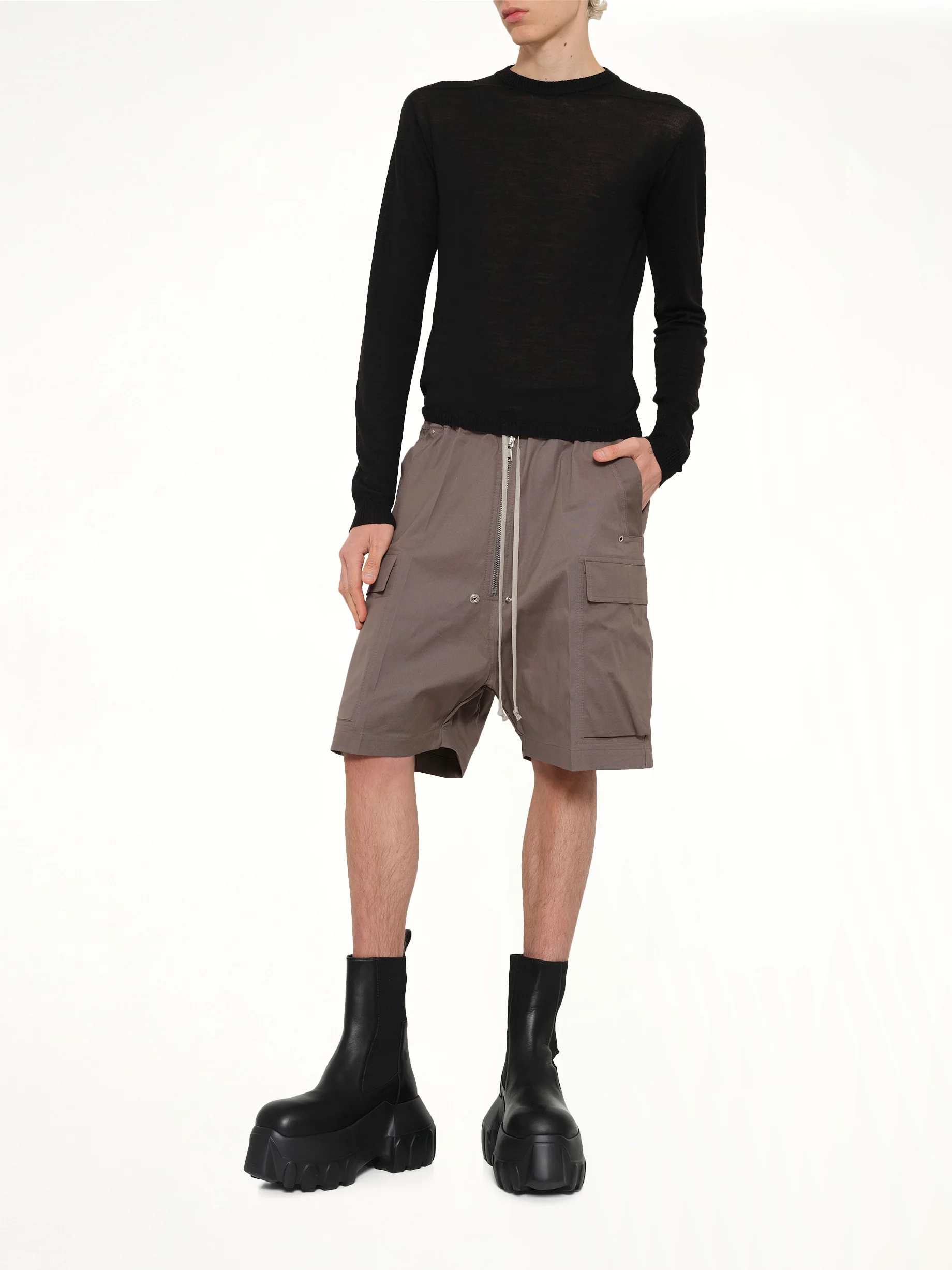Cargobela Shorts in Dust - Image 4