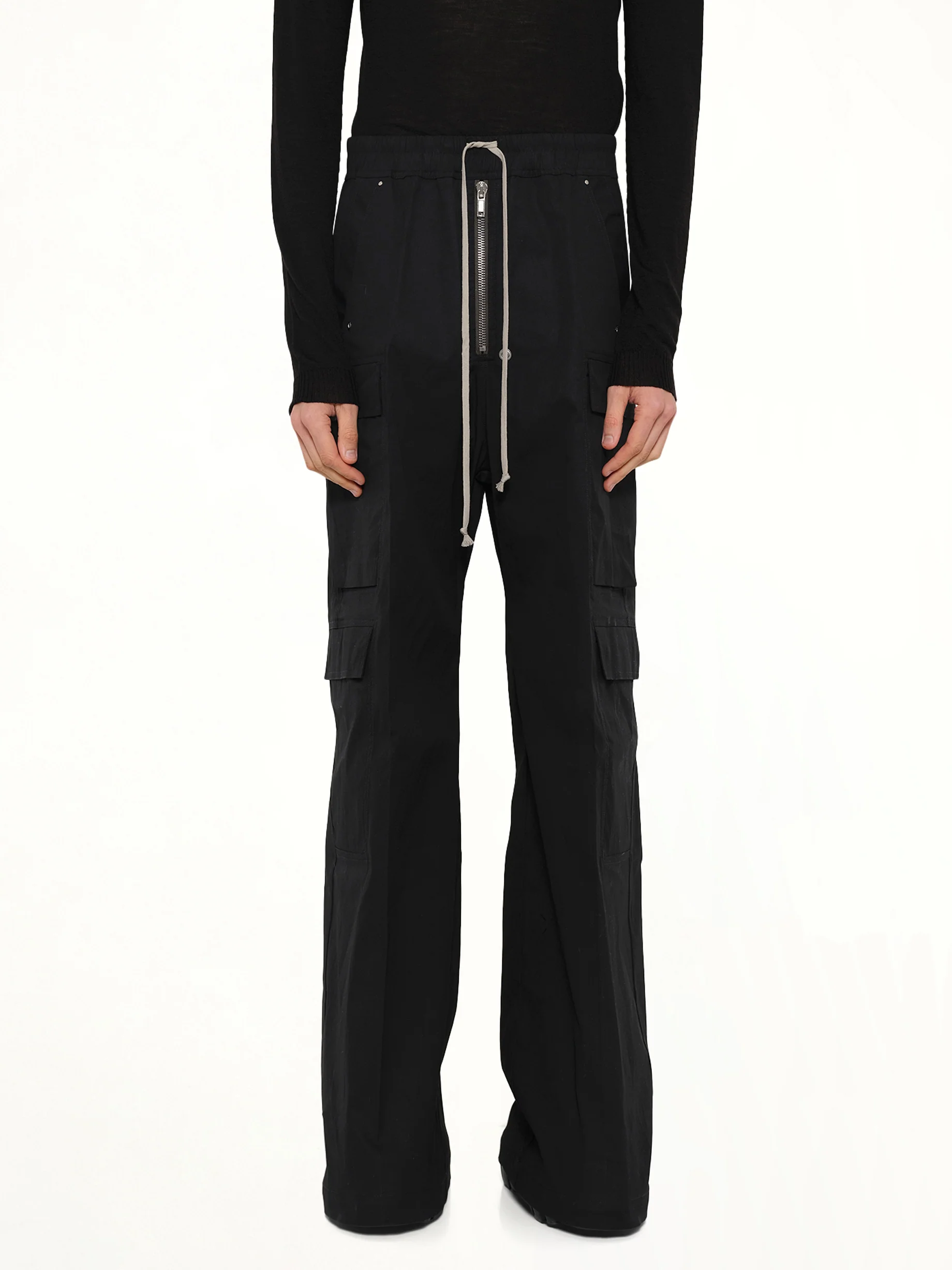Cargobelas in Black