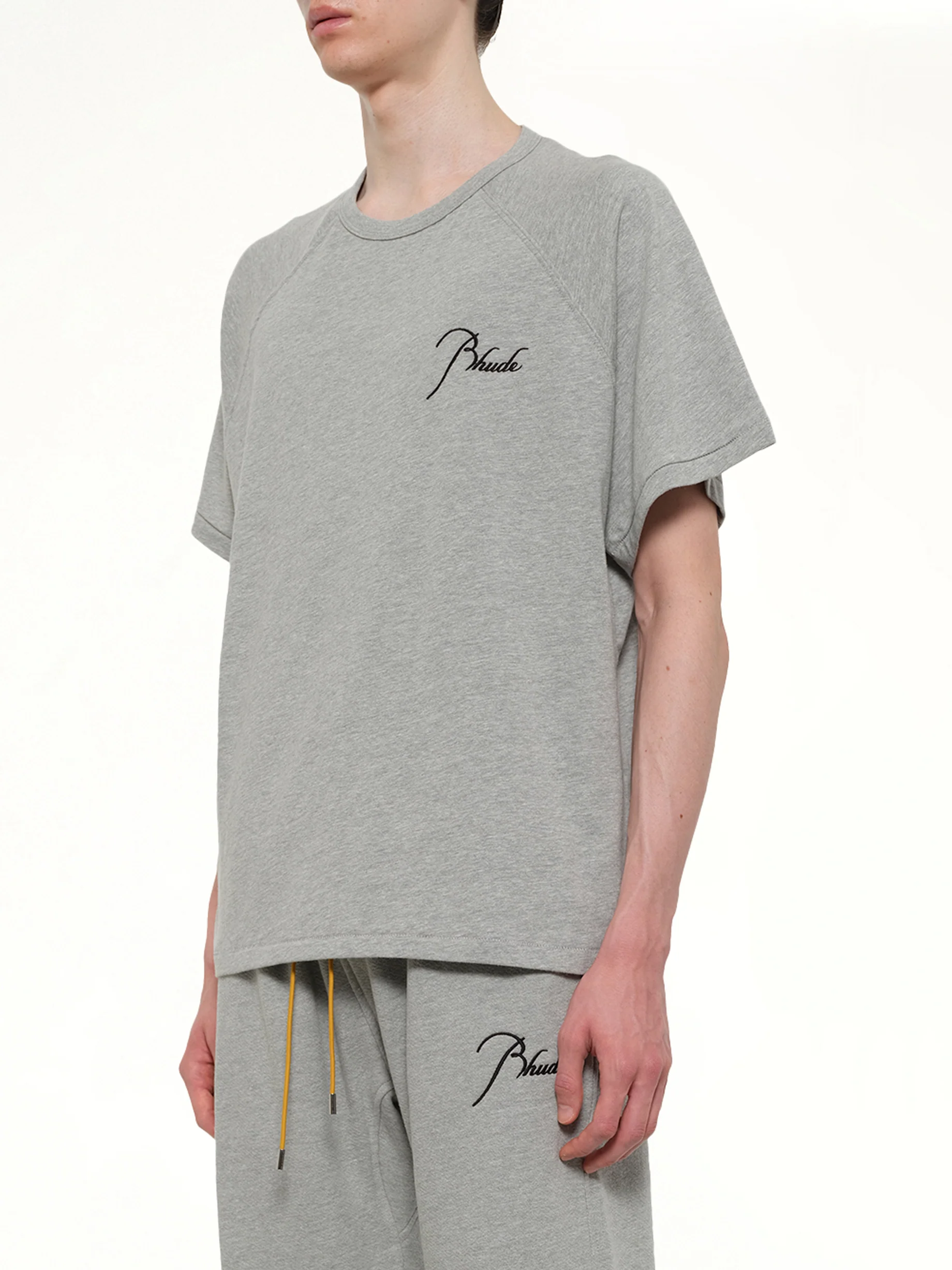 Classique Raglan T-Shirt in Heather Grey/Black - Image 3