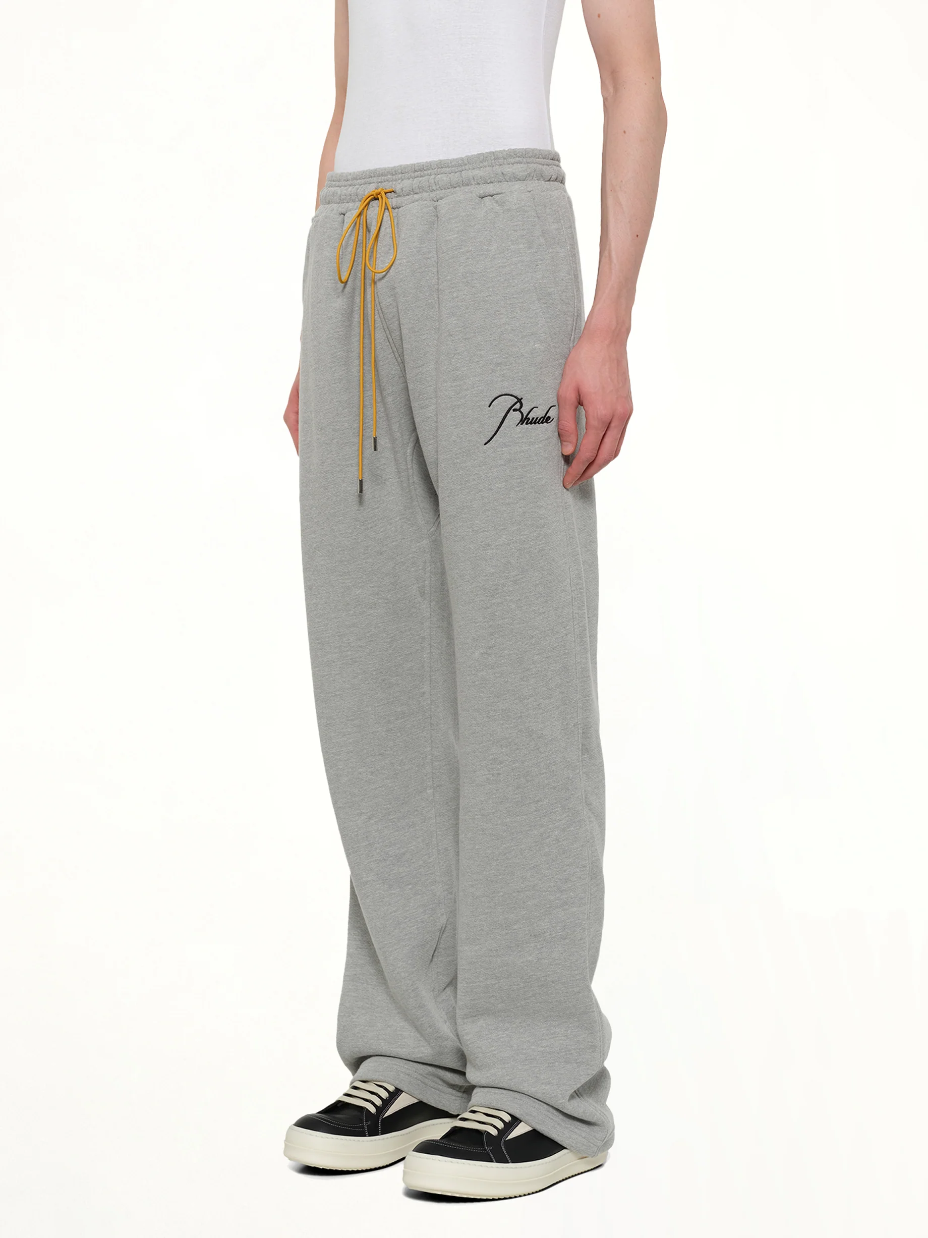 Classique Sweatpant in Heather Grey/Black - Image 3