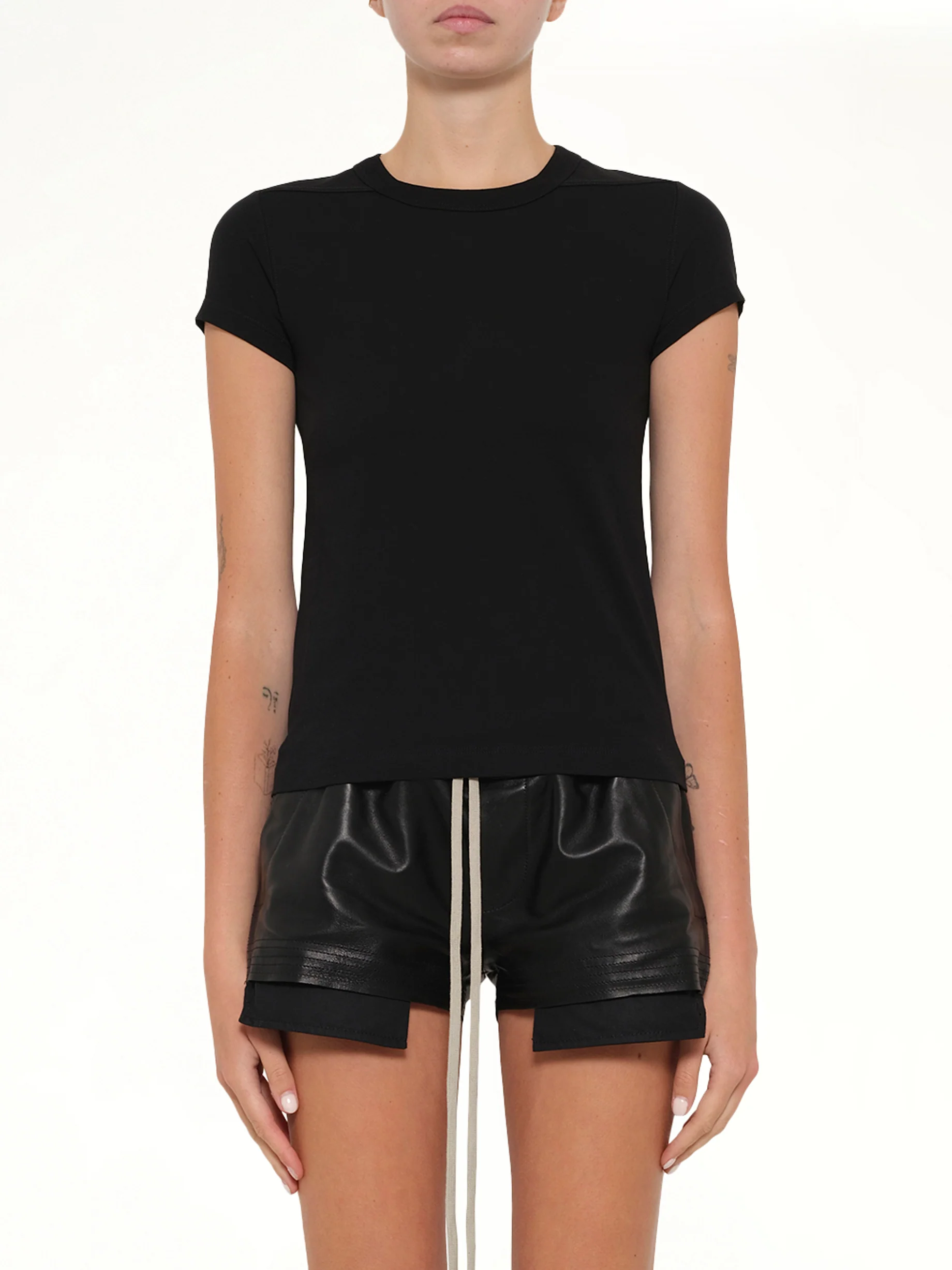 Cropped Level T-Shirt in Black