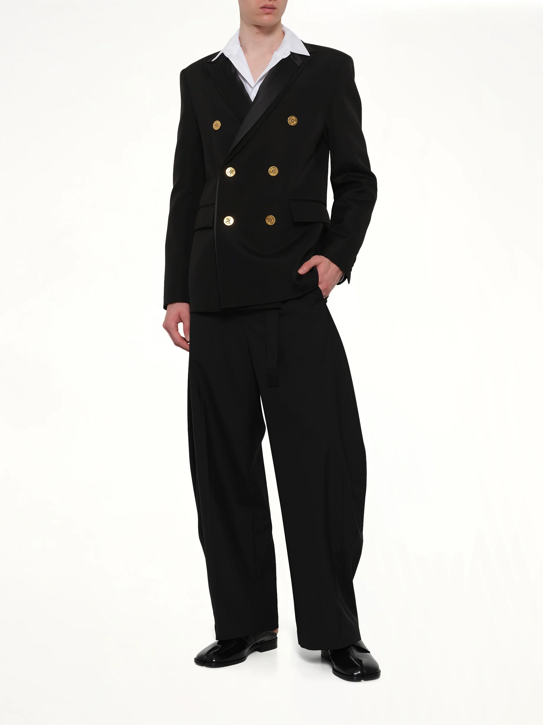 Double-Faced Silk Cotton Jacket in Black - Image 4