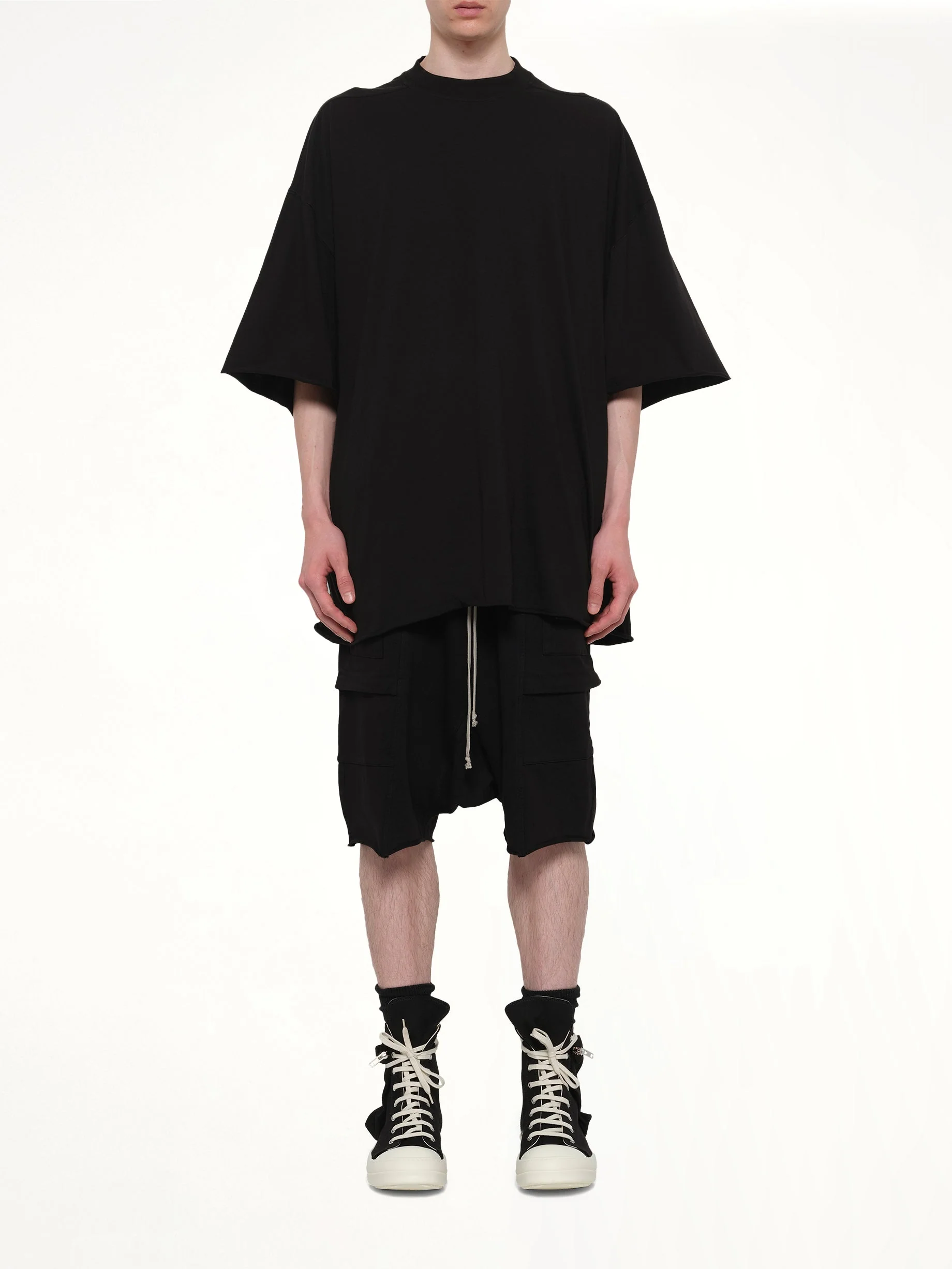 Tommy T-Shirt in Black - Image 7
