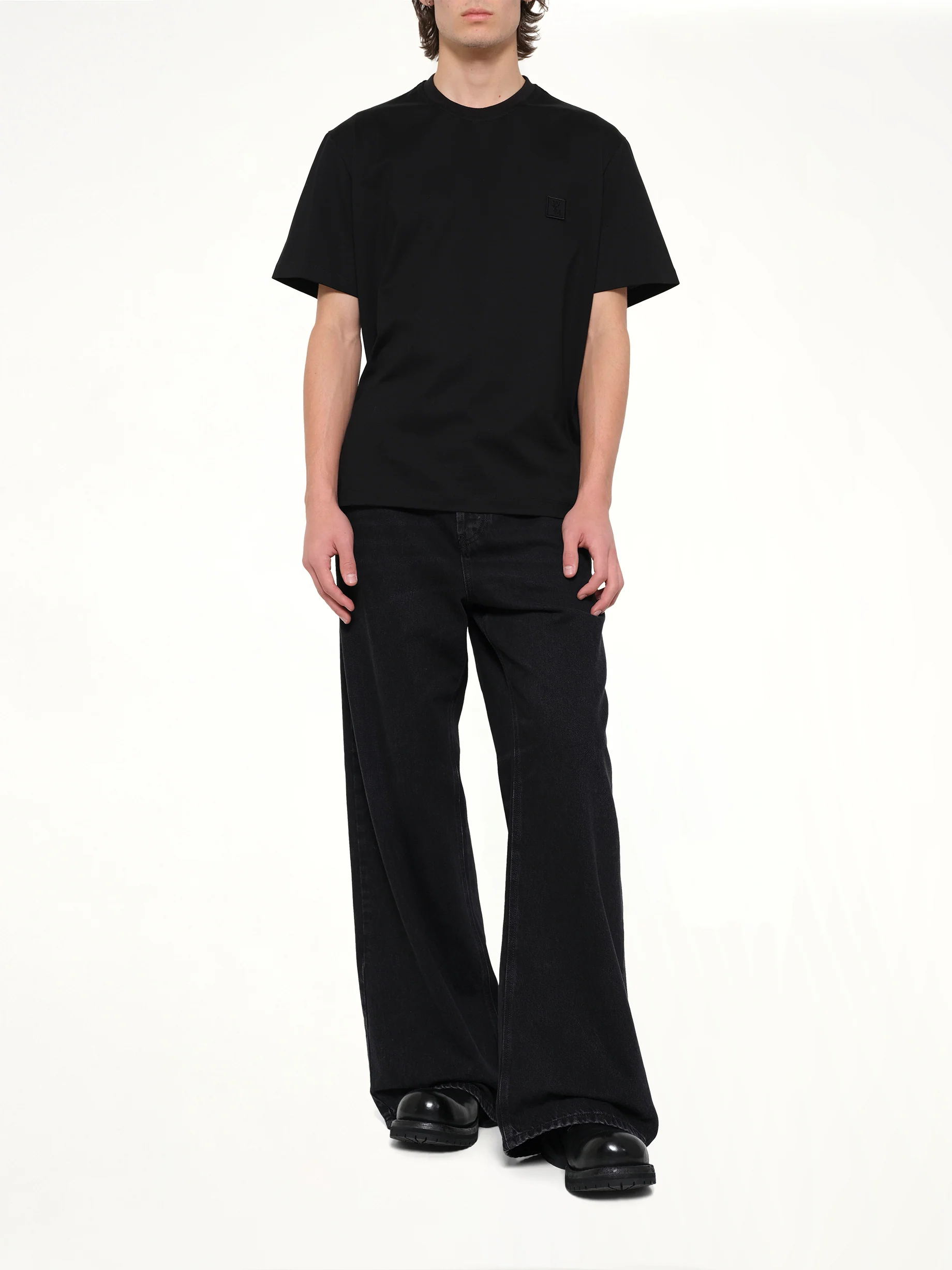 Flower Back Print T-Shirt in Black - Image 4