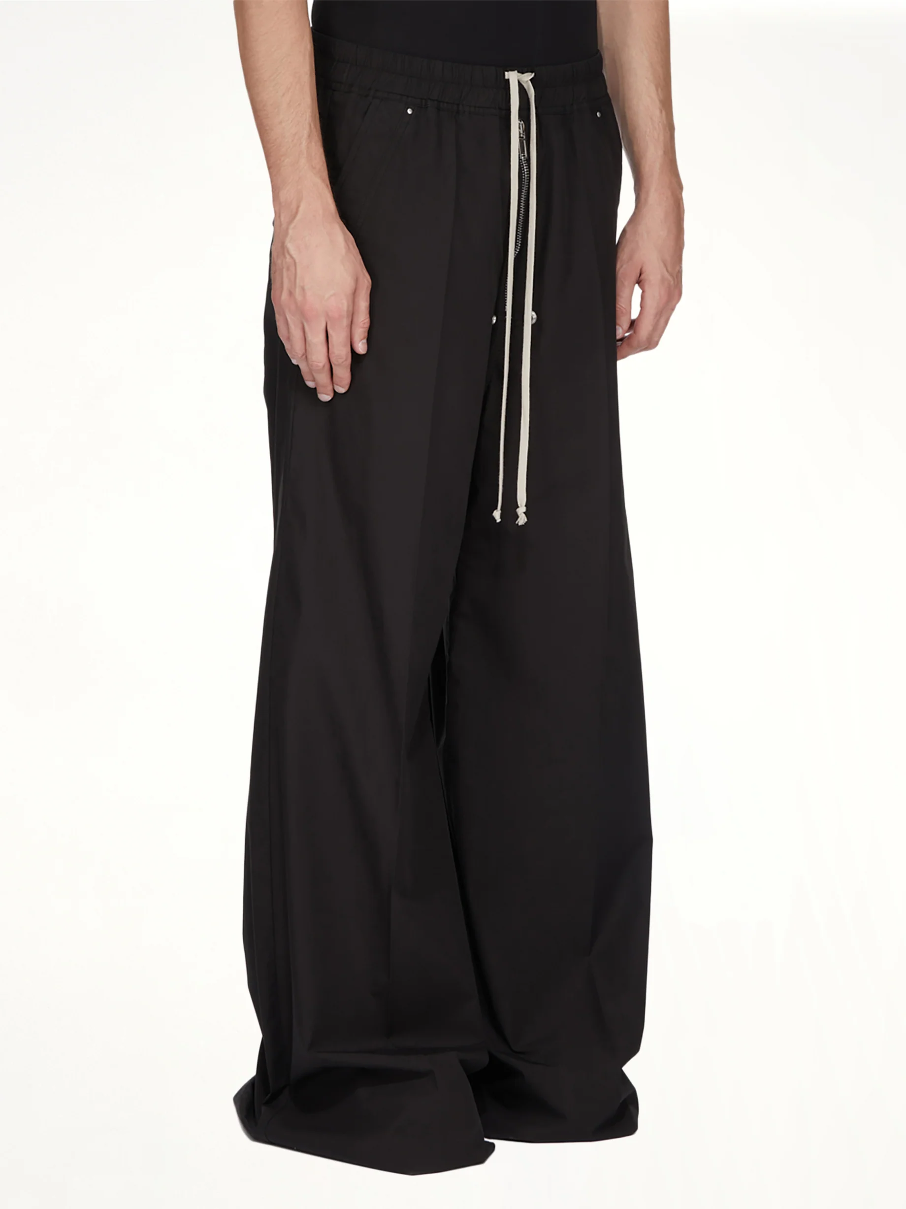 Geth Belas in Black - Image 3
