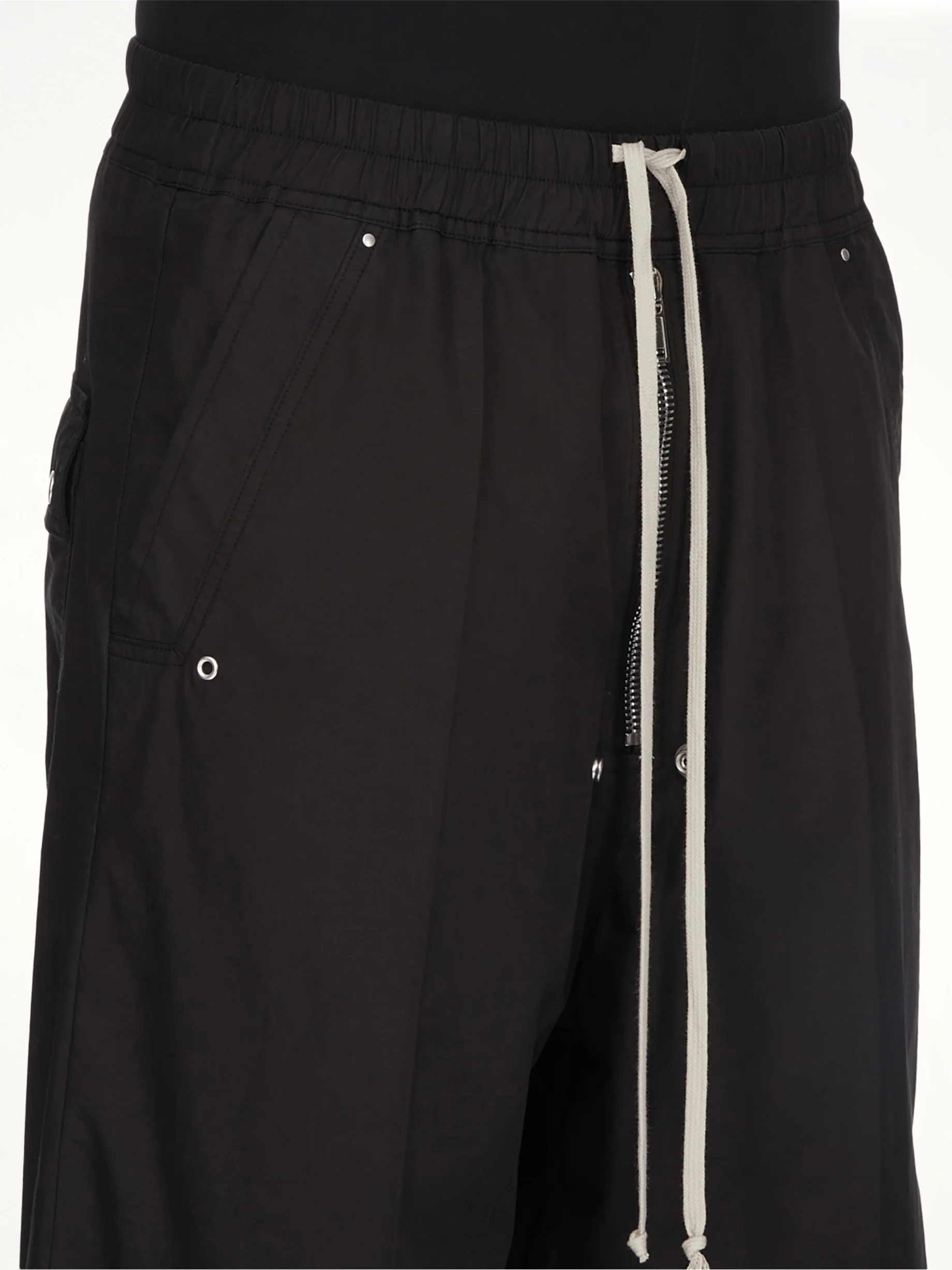 Geth Belas in Black - Image 7