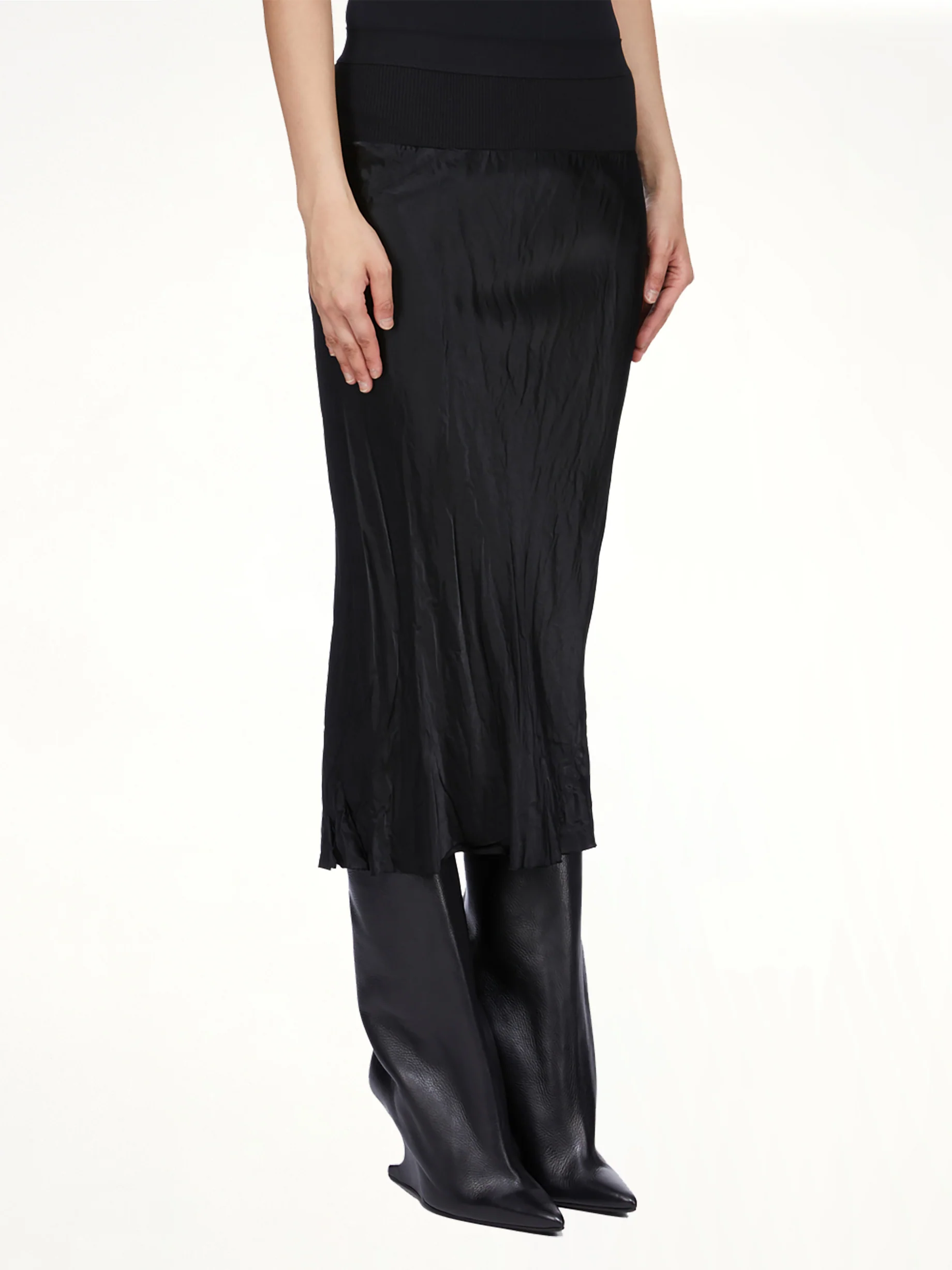 Knee Bias Skirt in Black - Image 3
