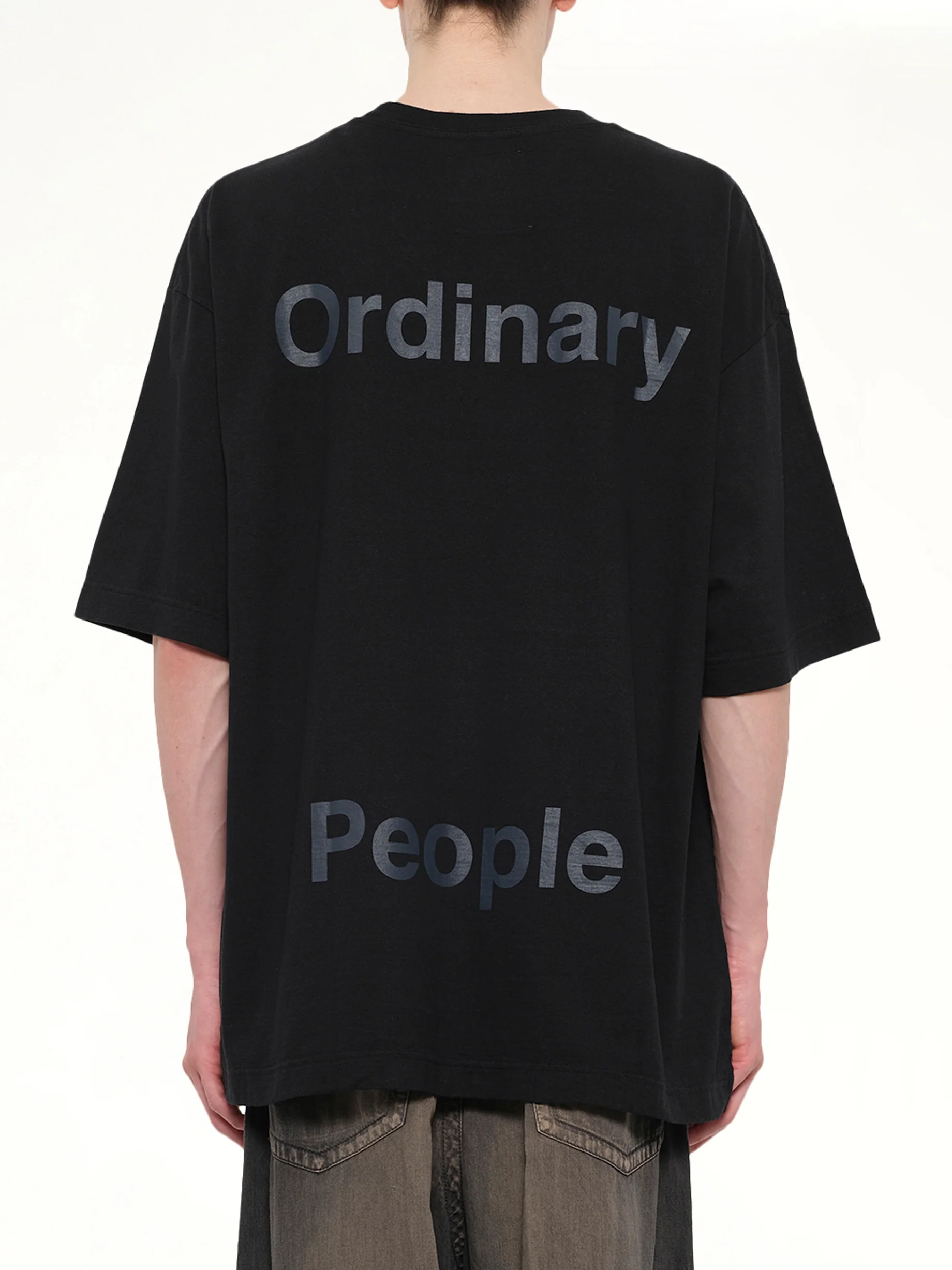 Leon Printed T-Shirt in Black - Image 5