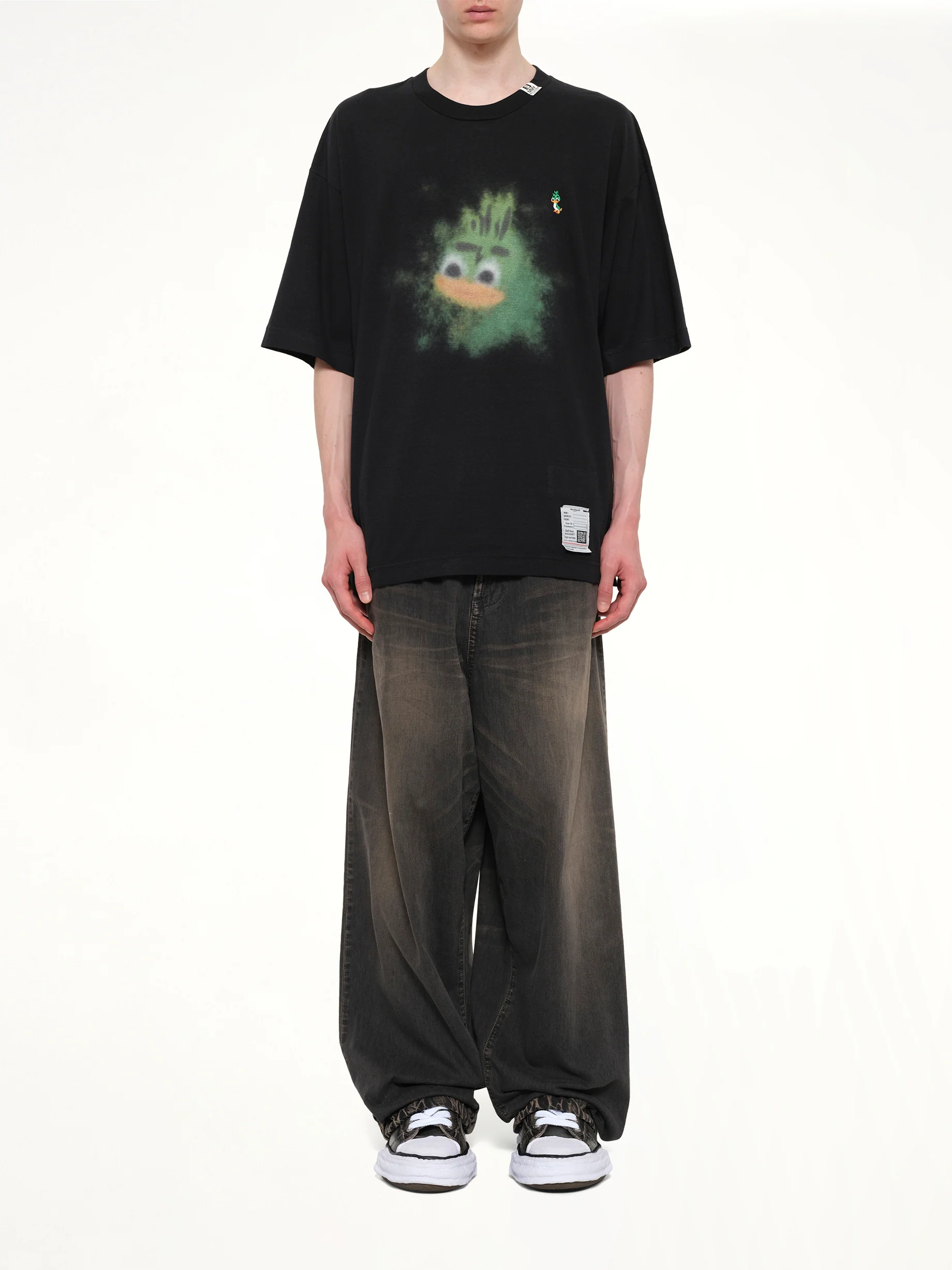 Leon Printed T-Shirt in Black - Image 7
