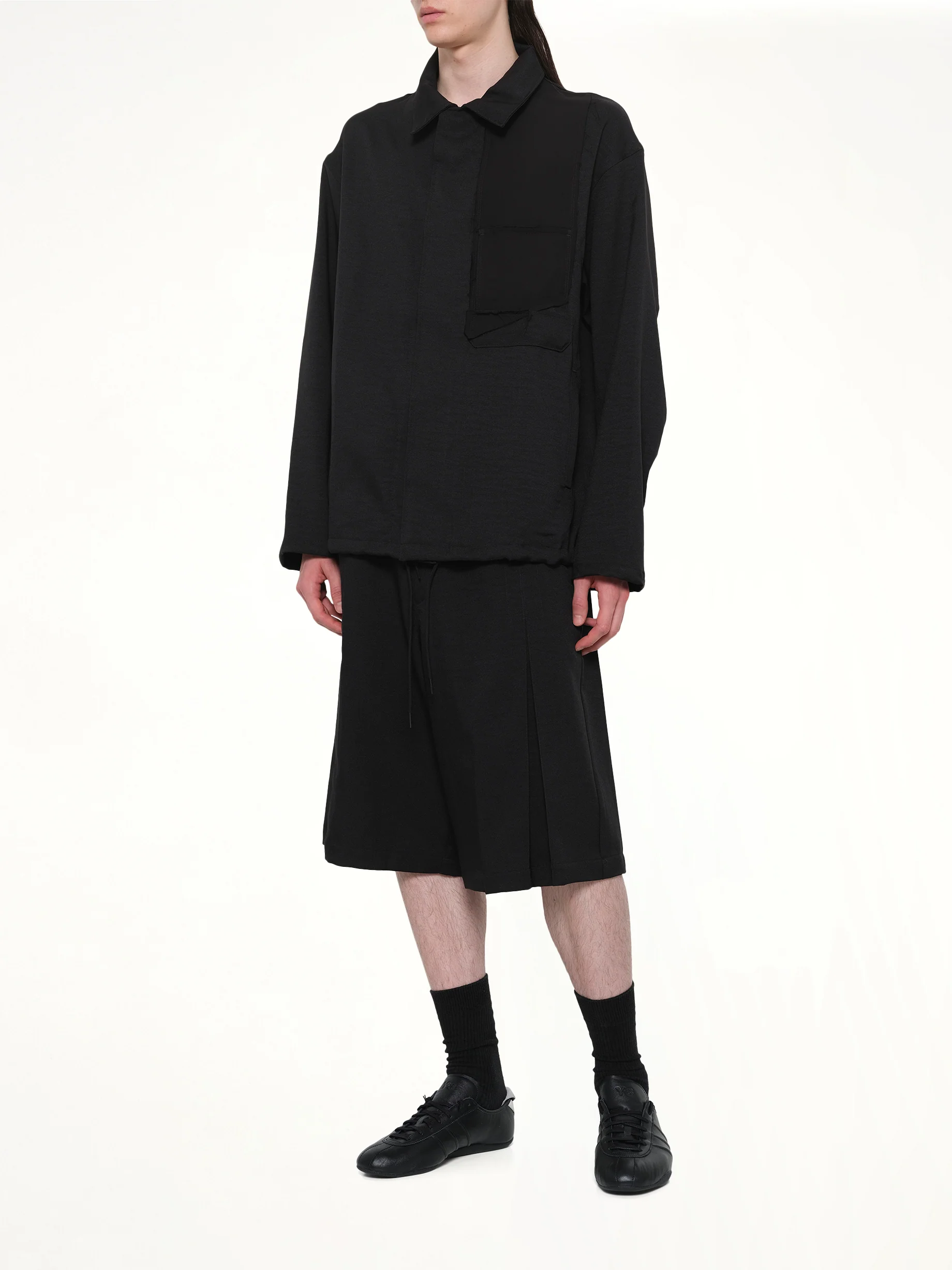 Pleated Shorts in Black - Image 4