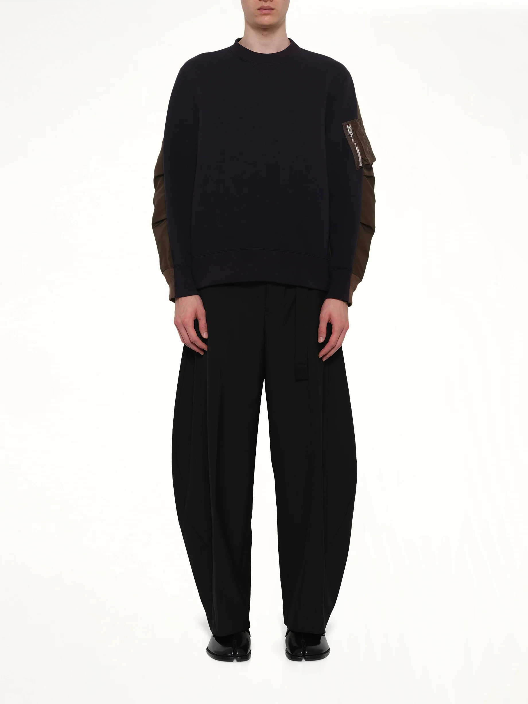 Sponge Sweat Pullover in Navy/Dark Khaki - Image 7