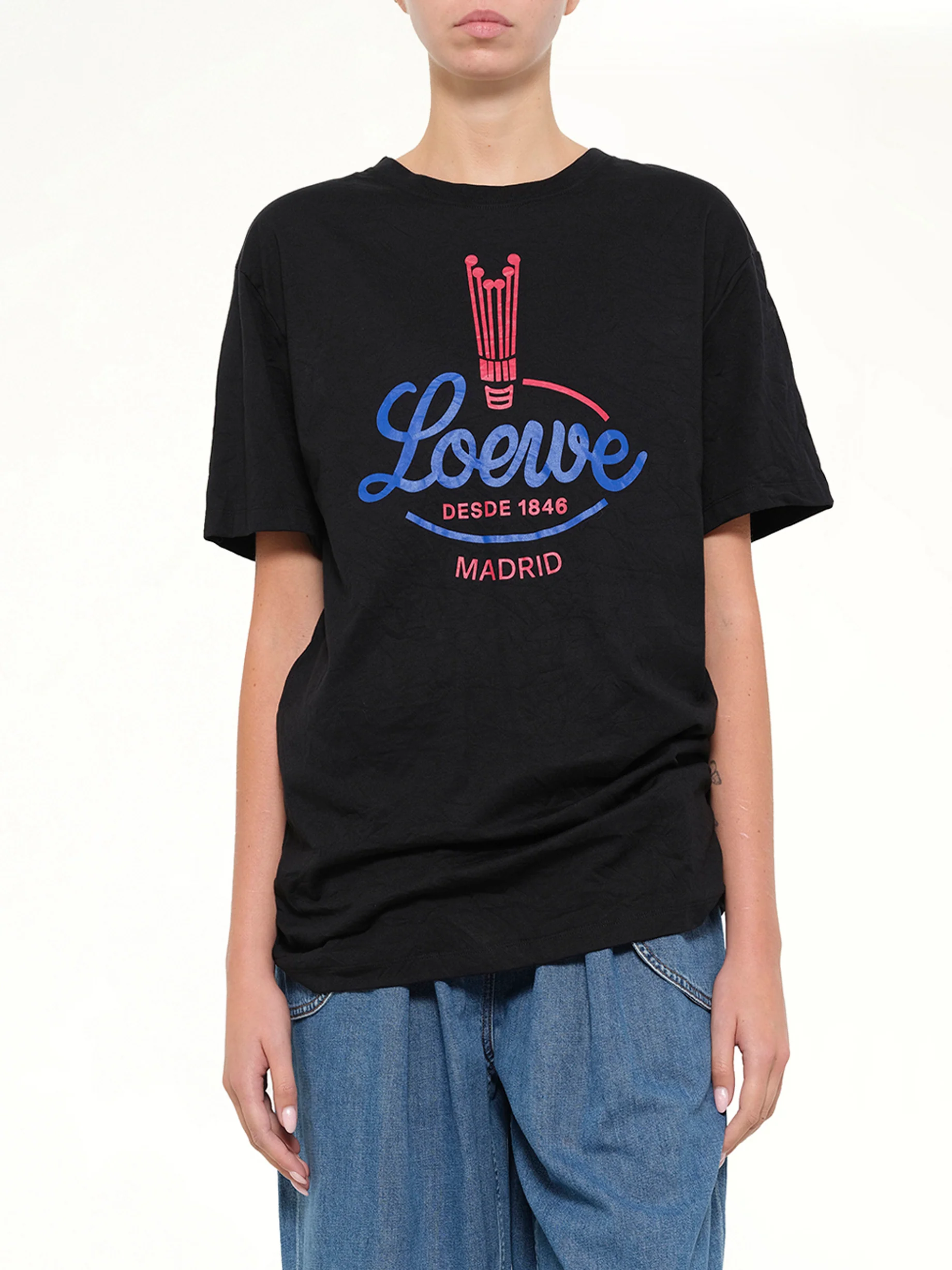 T-Shirt in Black - Image 6