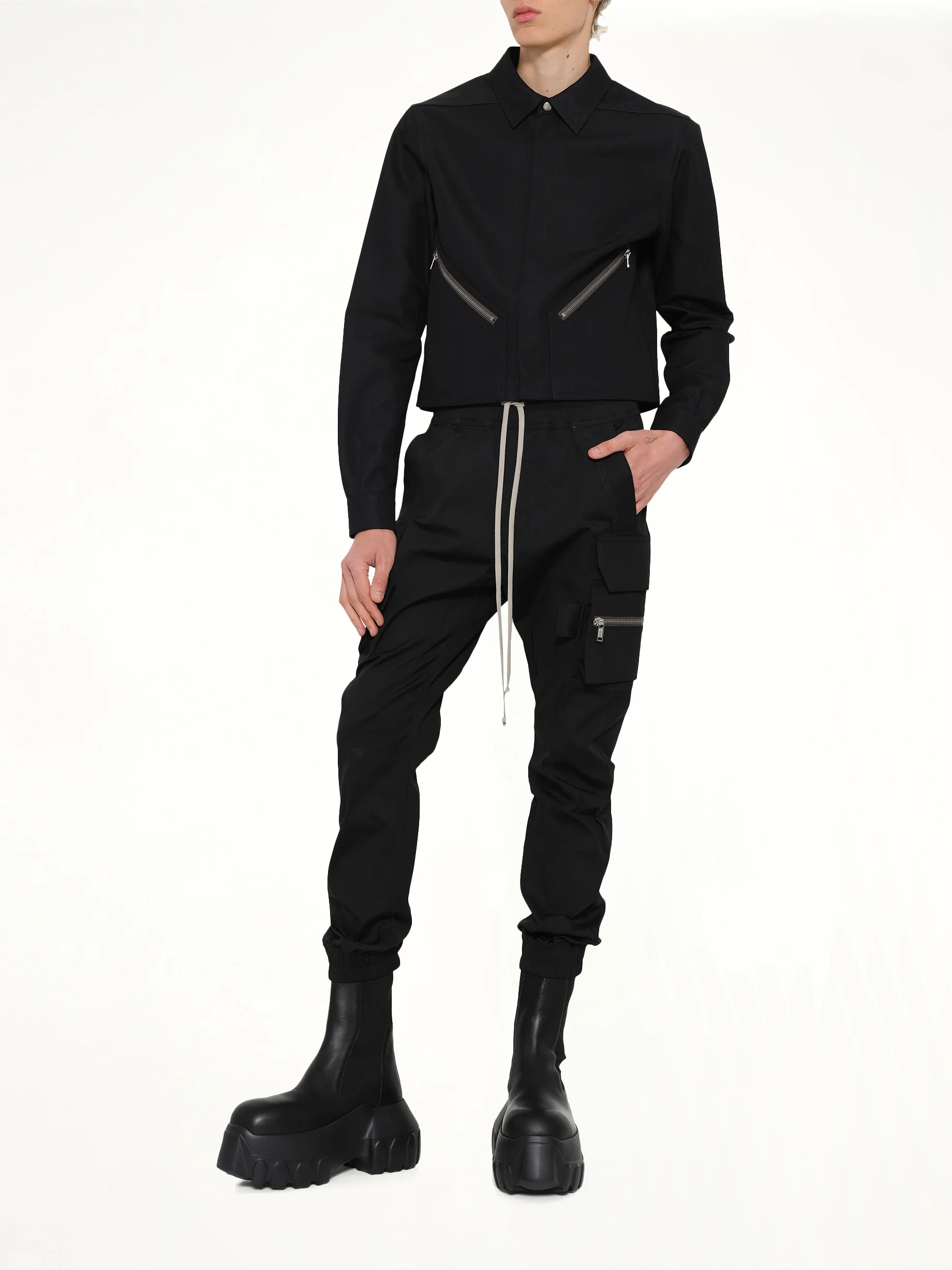 Tour Alice Shirt in Black - Image 4