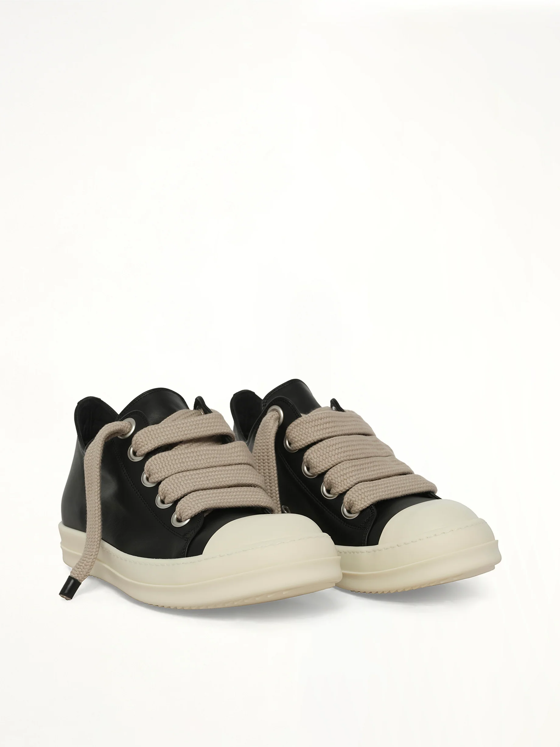 Jumbolace Low Sneaks in Black/Milk - Image 2