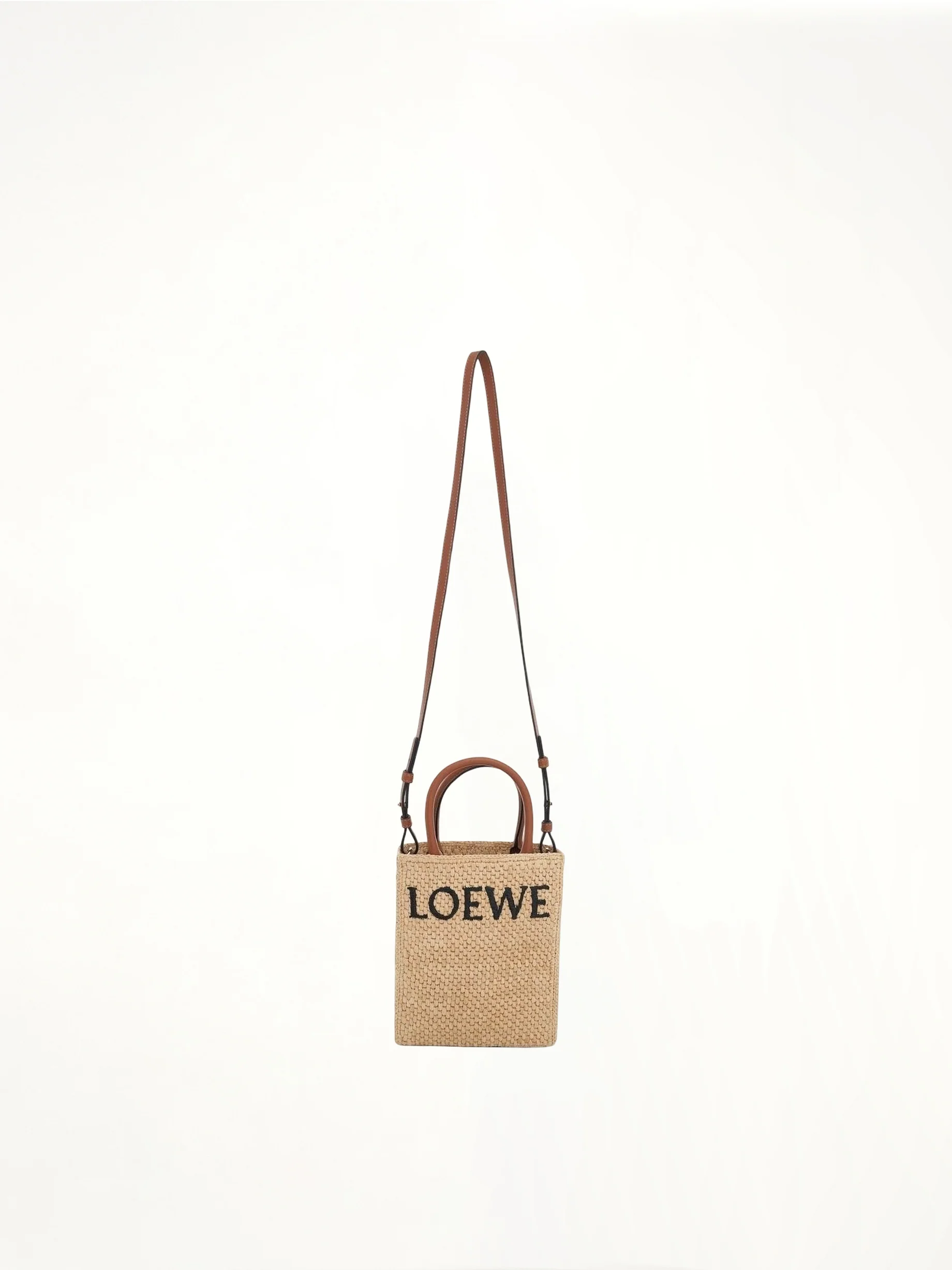 Standard A5 Tote Bag in Raffia in Natural/Black - Image 5