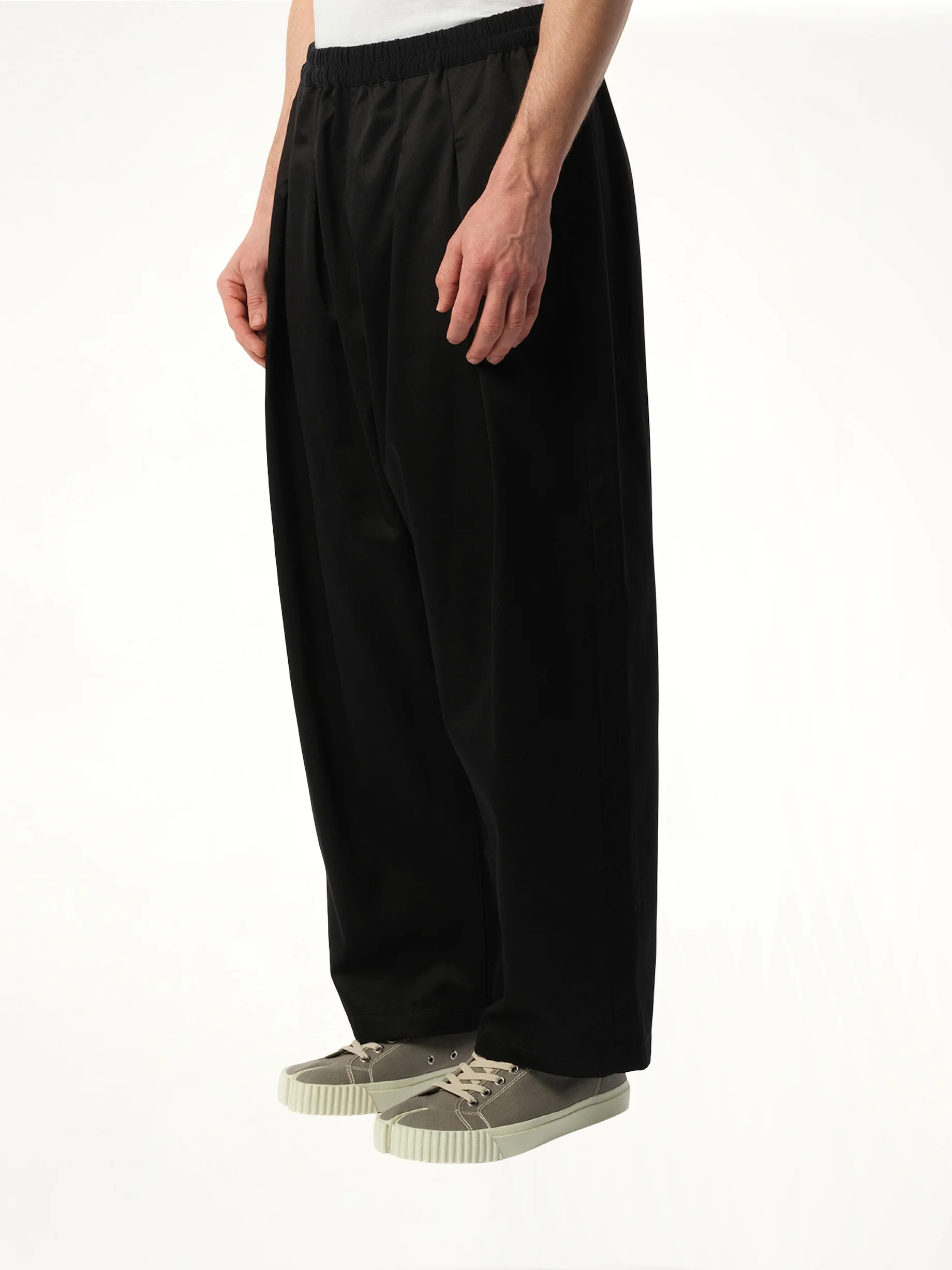 Stone Washed Relax Chinos in Black - Image 3