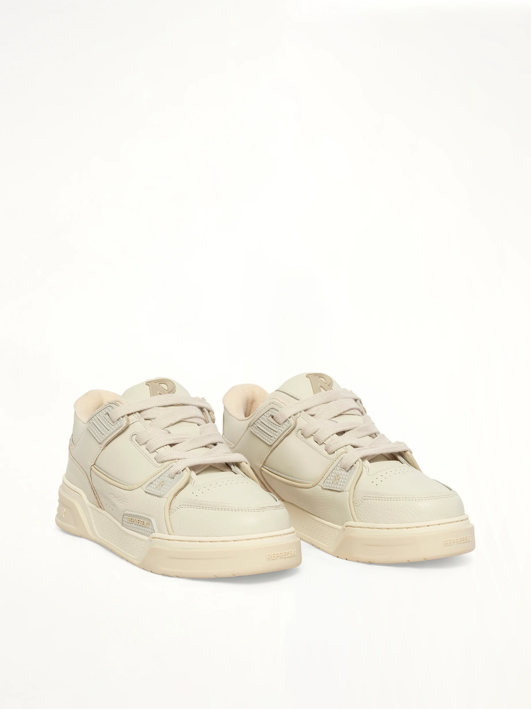 Studio Sneaker in Vintage White - Image 2