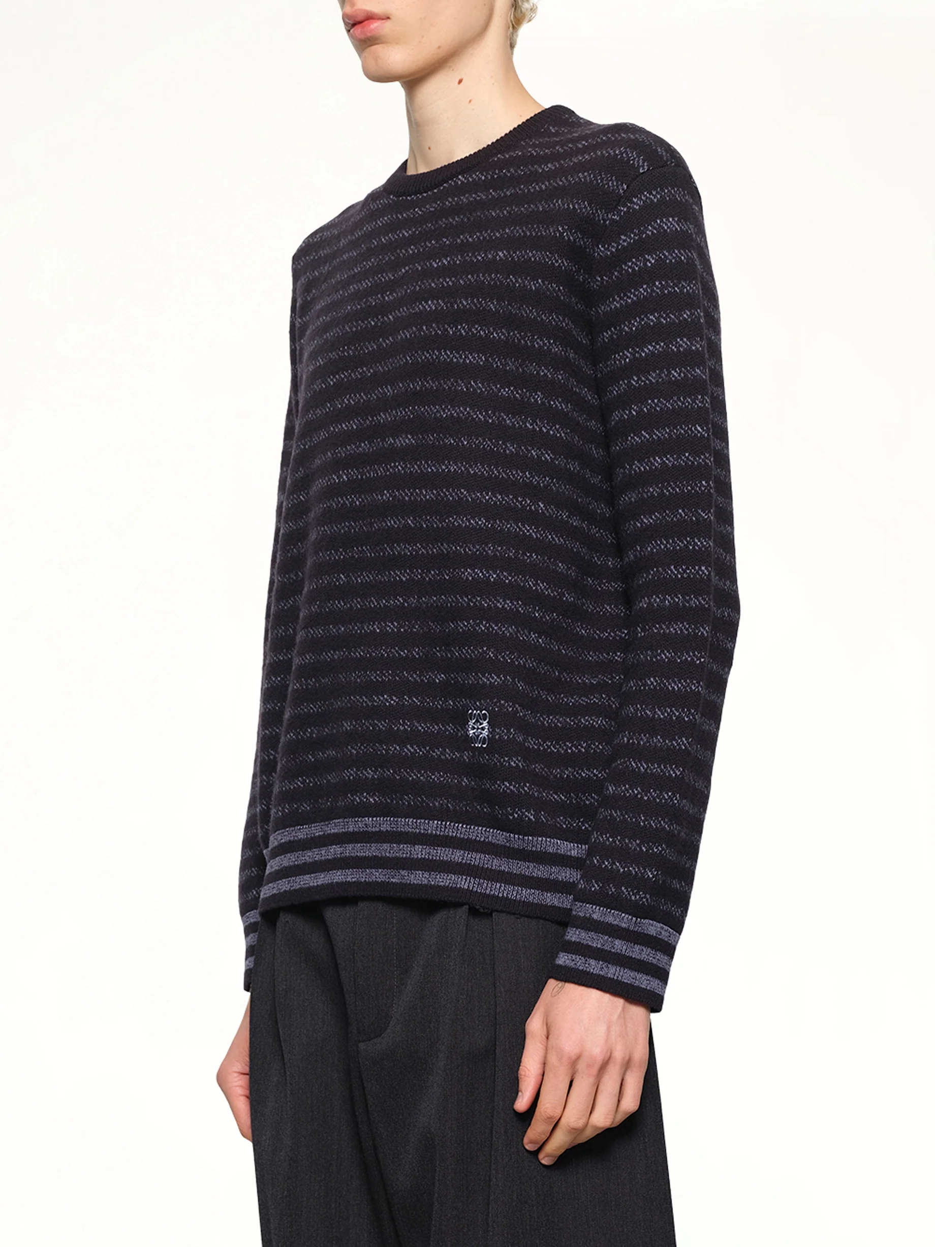 Sweater in Dark Navy - Image 3