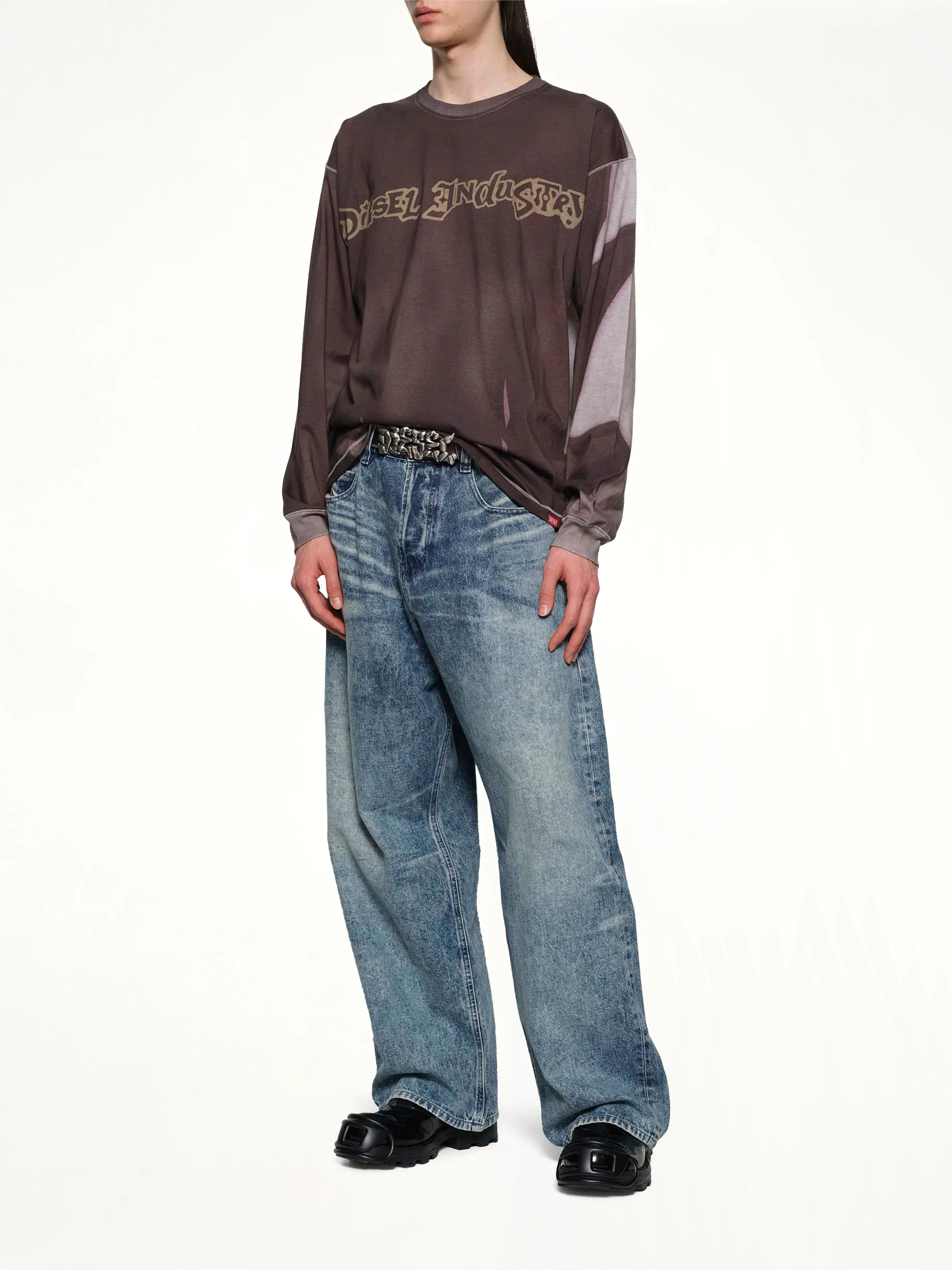 T-BOXT-LS-SHOW Sweatshirt in Grey/Multicolour - Image 4