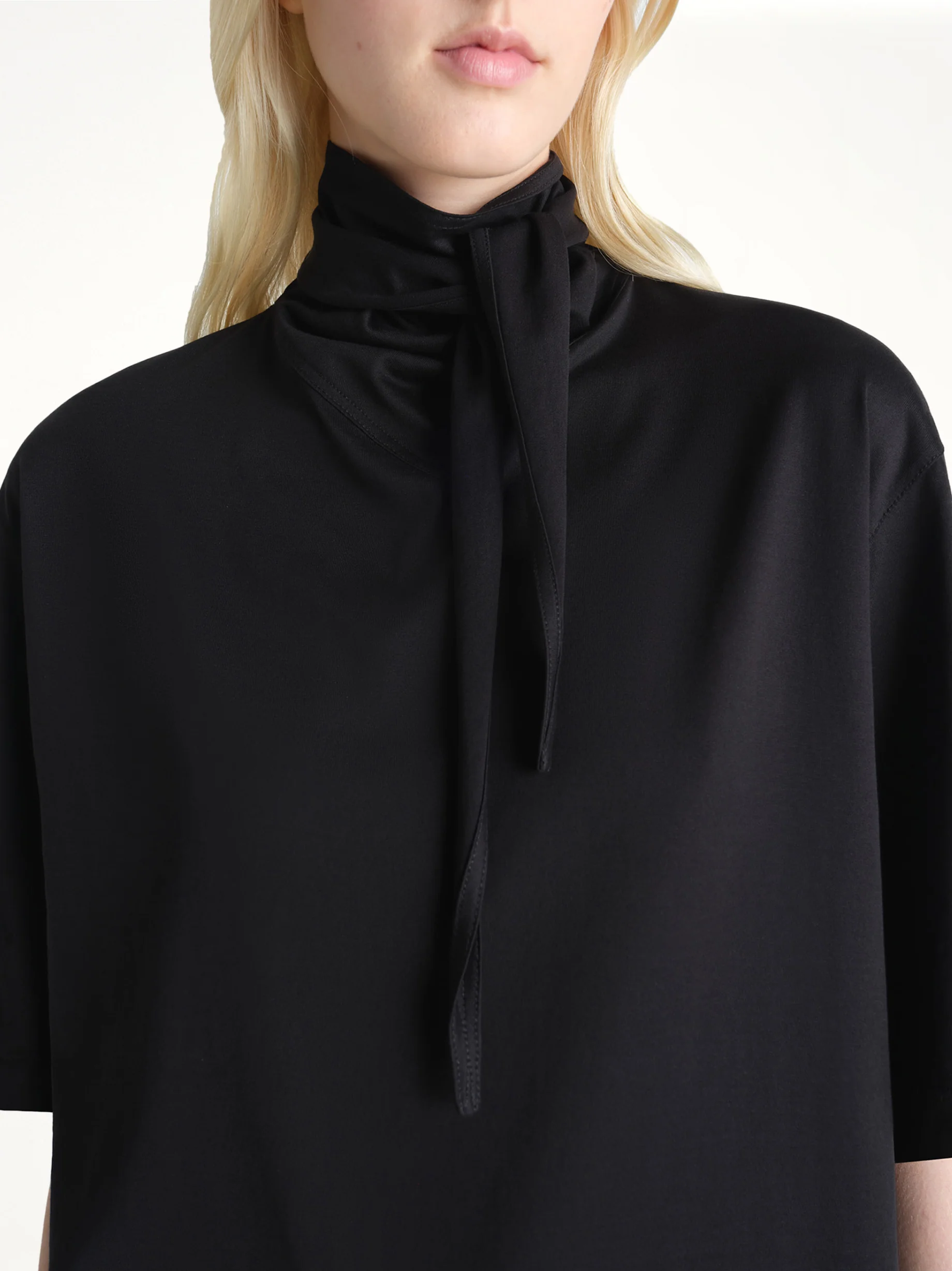 T-Shirt With Foulard in Black - Image 3