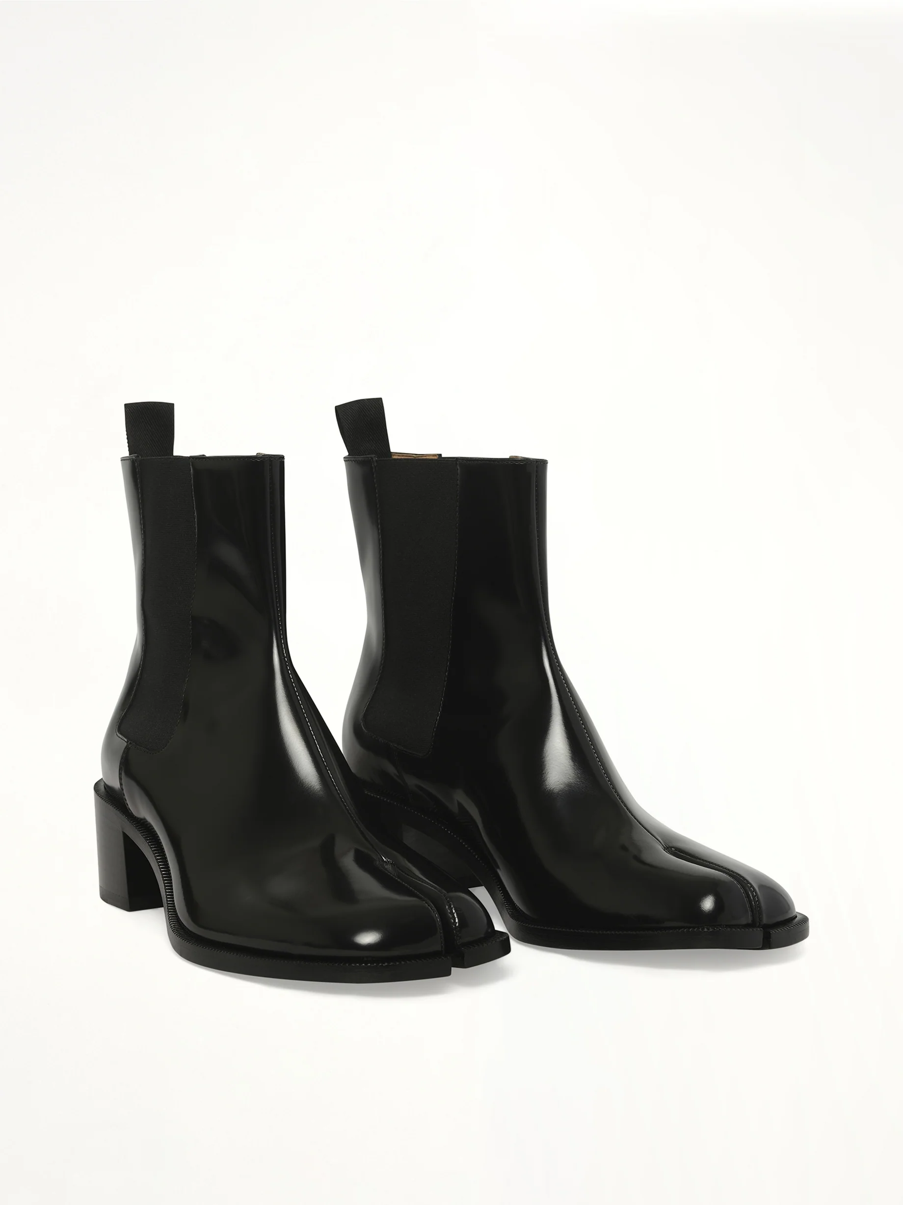 Tabi Chelsea 5.5cm Boots in Black - Image 2