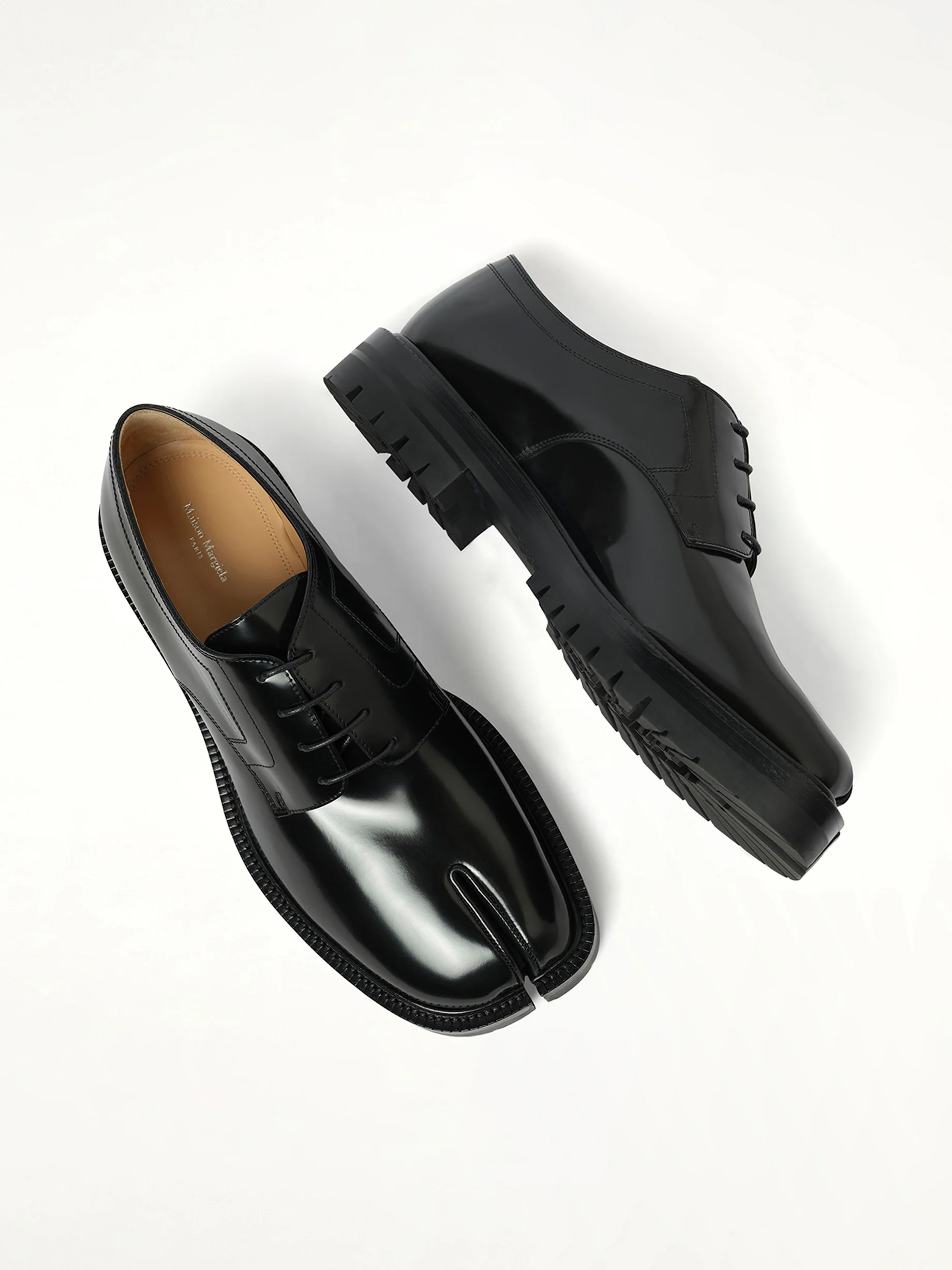 Tabi Lace-Ups Chunky Sole in Black - Image 4